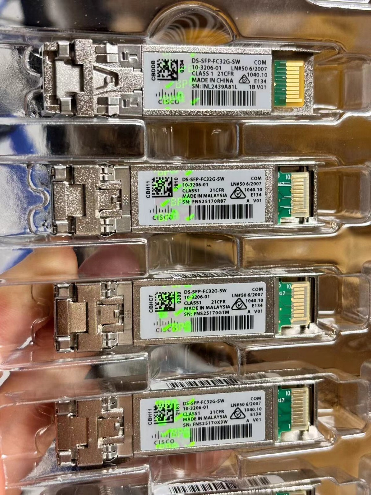CISCO DS-SFP-FC32G-SW 32 Gbps Fibre Channel SW SFP+, LC transceivers "hologram"