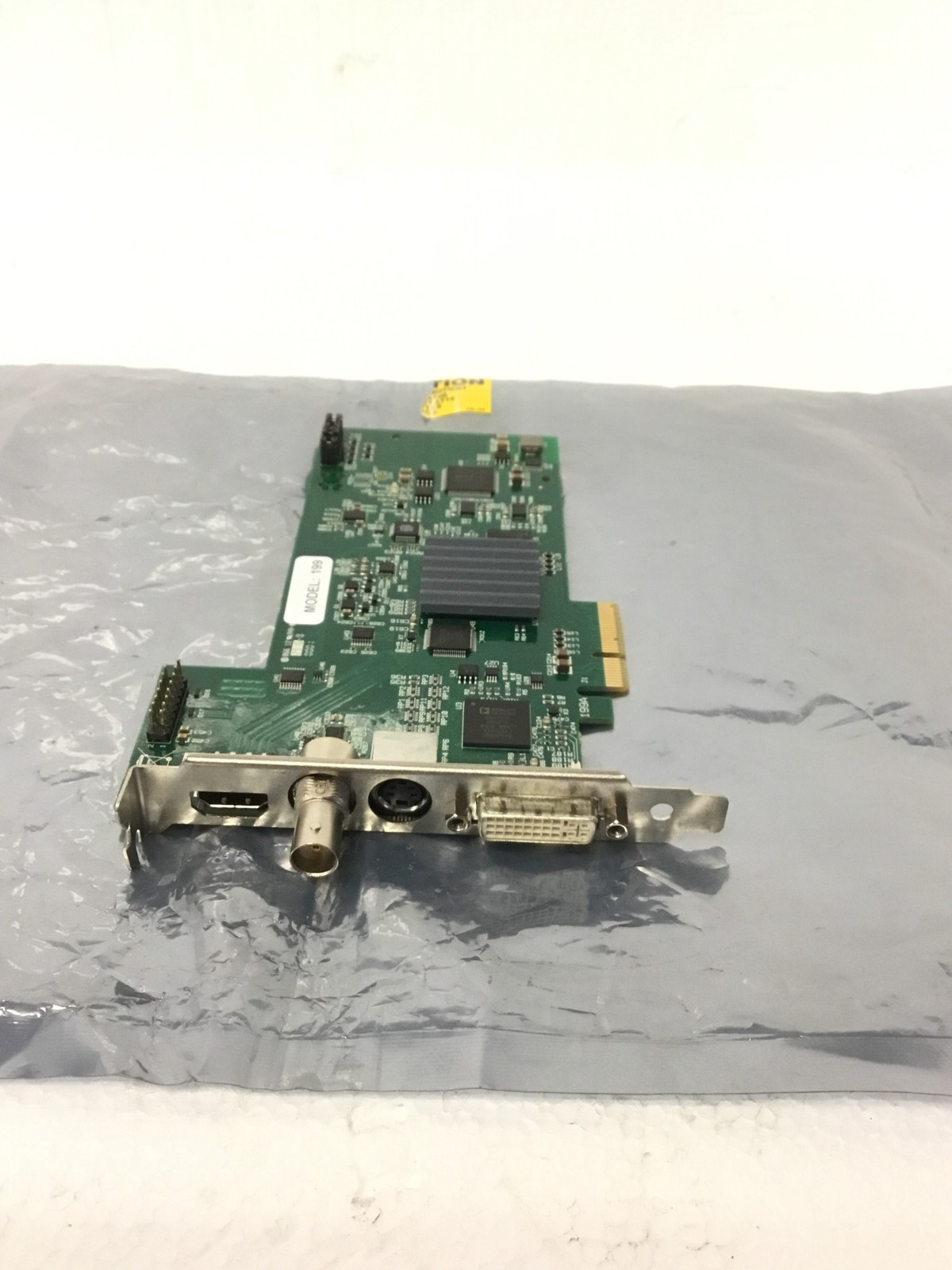 Datapath 199 / 199A PCIe Graphics Card DVI HDMI Video Wall Multi-Display High Pr