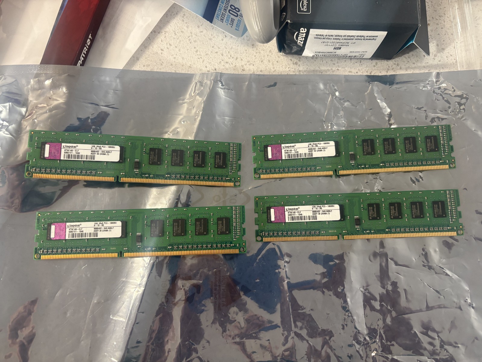 Kingston 4 GB (4x1GB) PC3-10600U Desktop RAM Memory