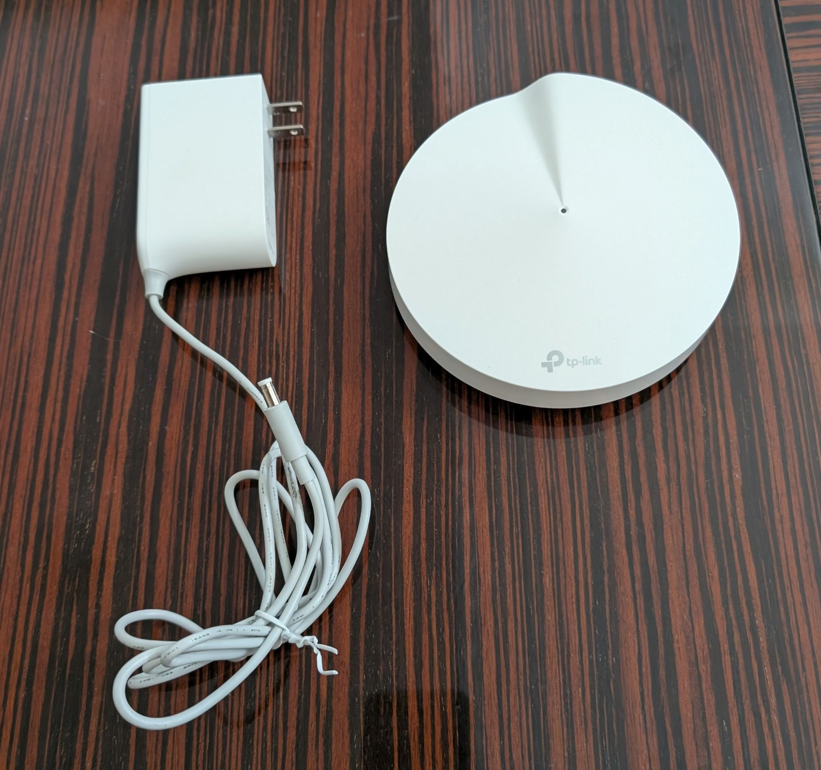 TP-LINK Deco M9 Plus AC2200 300 Mbps Smart WiFi Mesh Device & AC Adapter Bundle