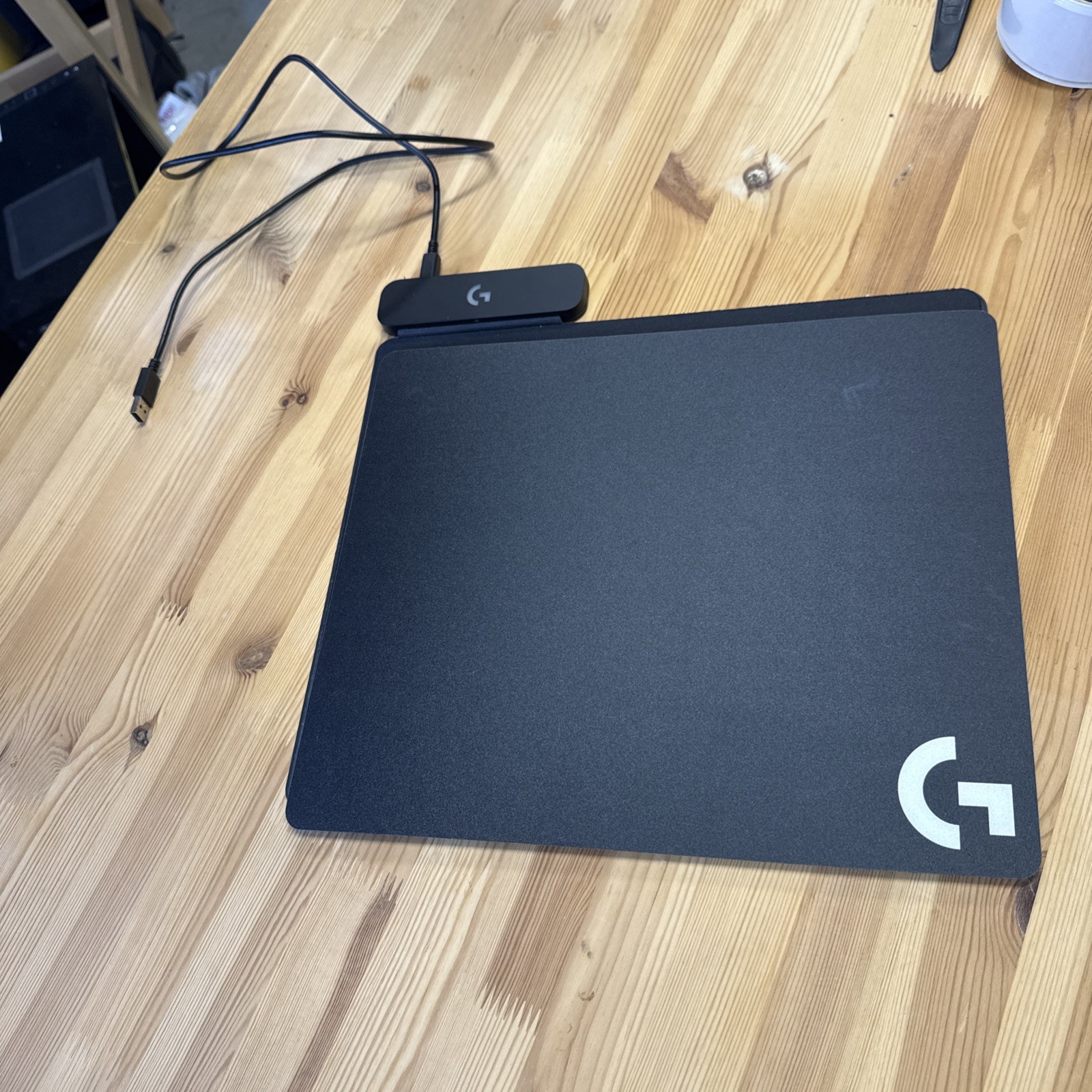 Logitech G Powerplay Wireless Charging Gaming Mouse Pad Black P-R0001 PAD+CORD