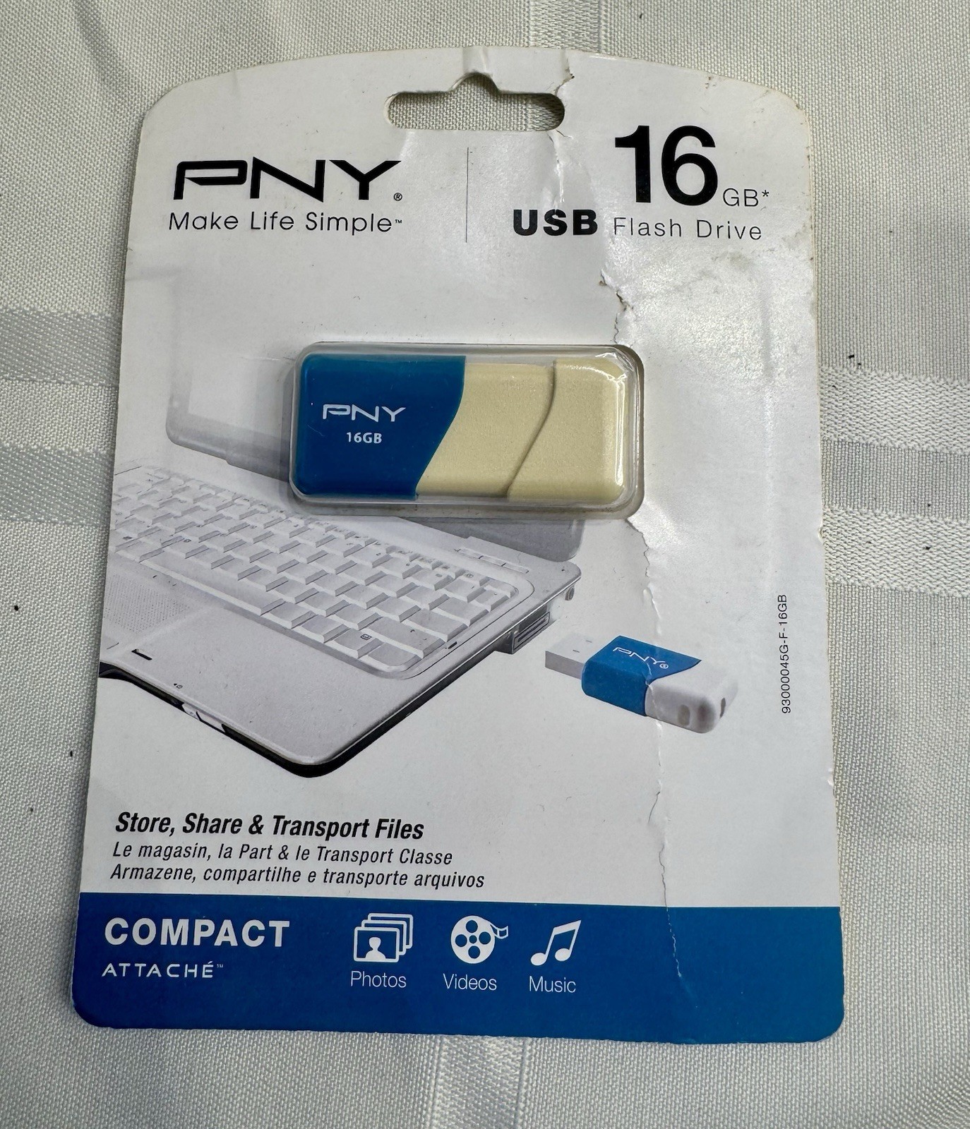 PNY 16GB Compact Attaché Flash Drive 2.0 Blue/Ivory Sealed
