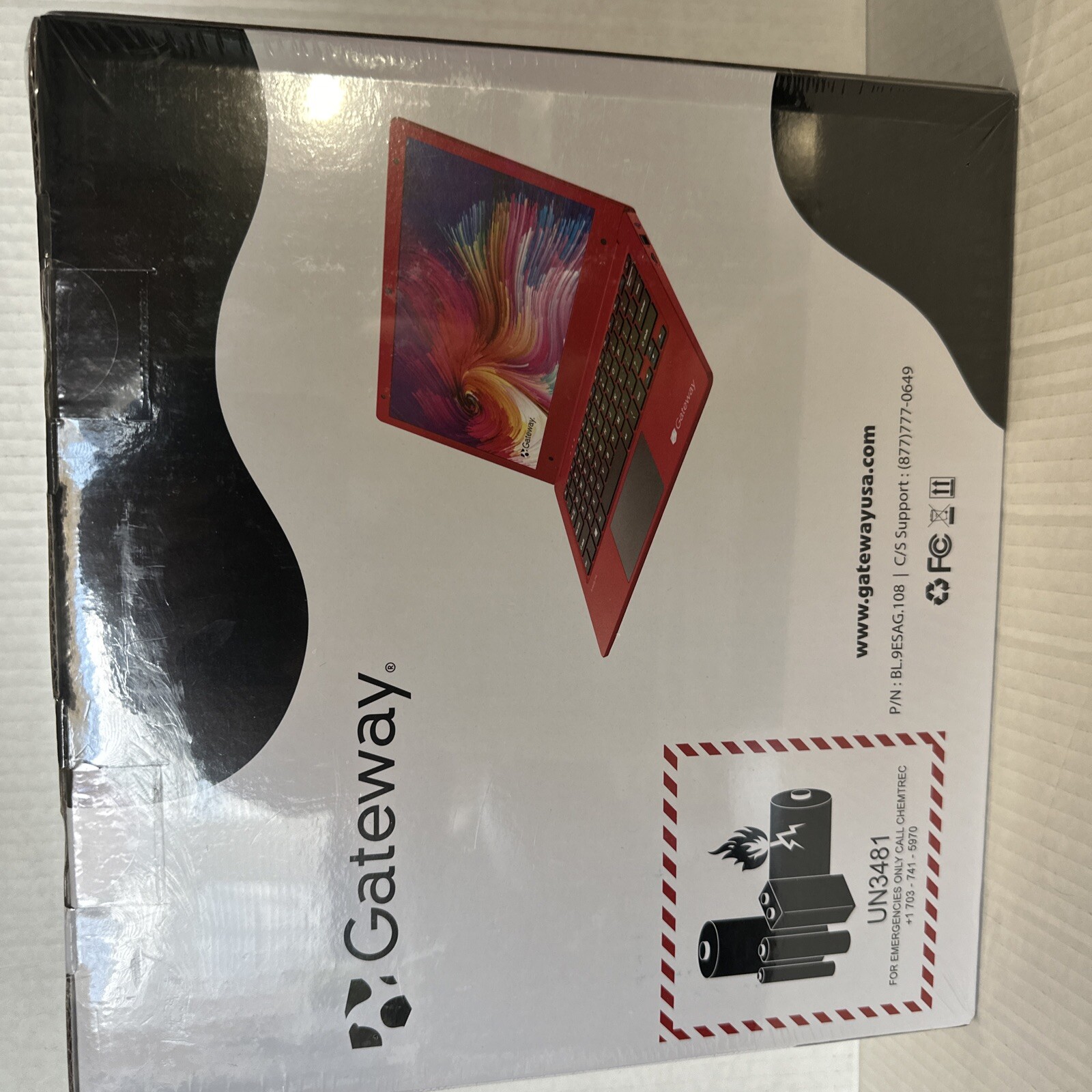 Gateway 11.6" Ultra Slim Notebook HD Intel Dual Core 64GB eMMC 4GB RAM Micro 365