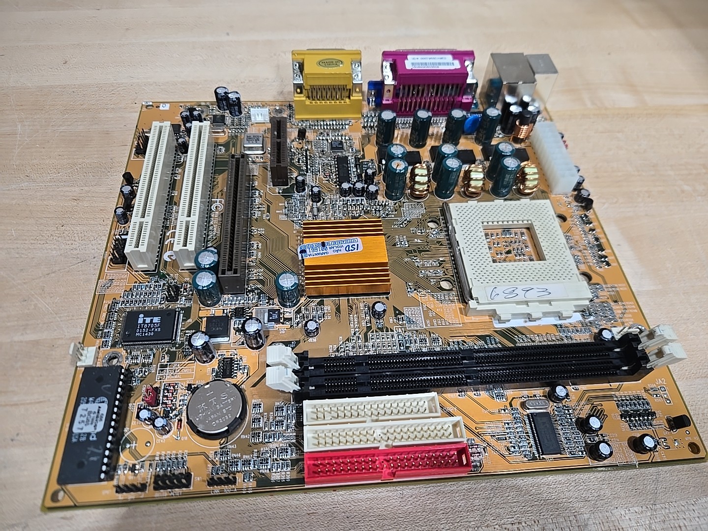 PC Chips/ECS Socket 462 Desktop Motherboard 2 PCI AGP LF-H50X IT8705F UNTESTED