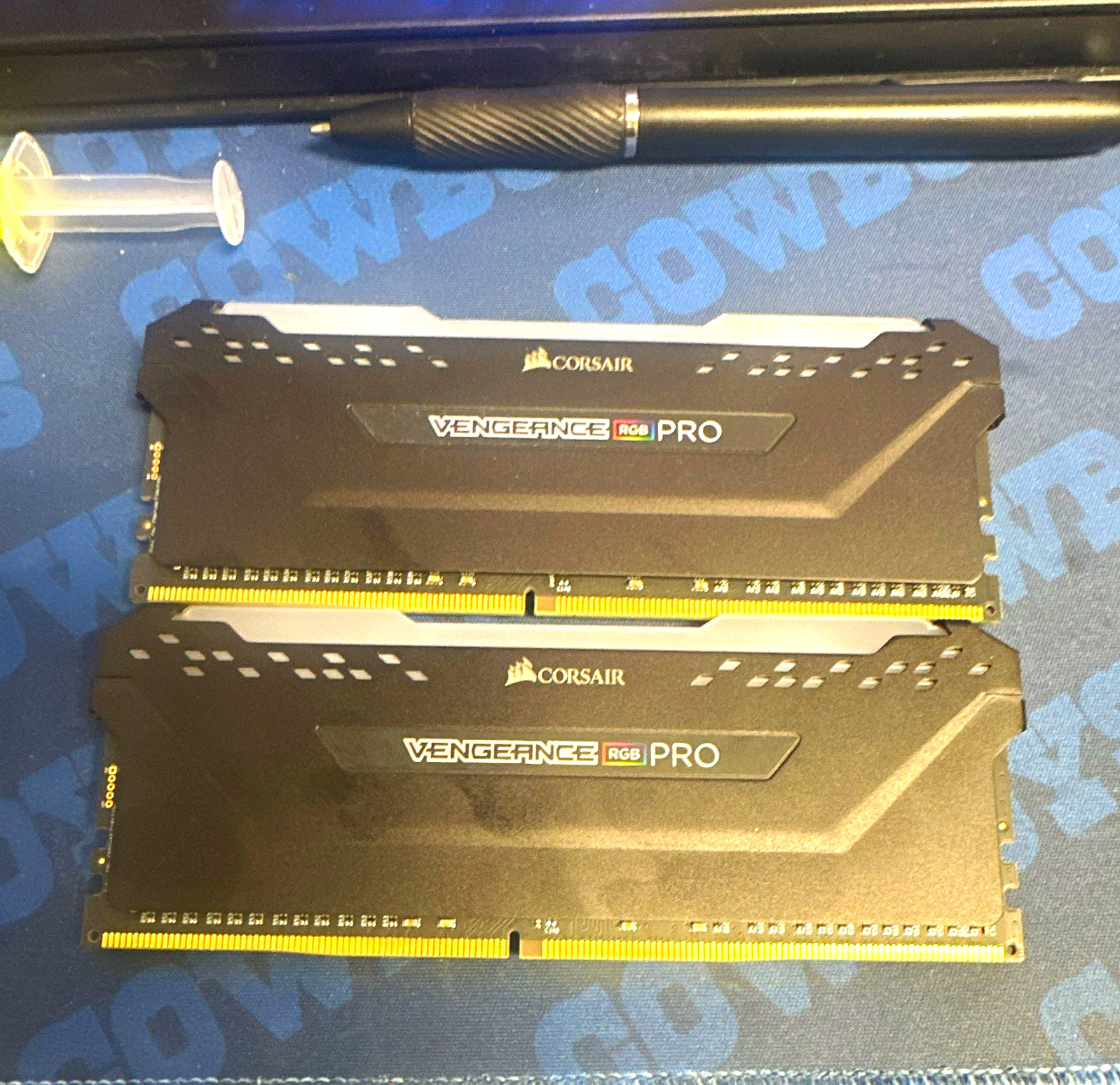Corsair Vengeance RGB Pro DDR4 DIMM 288-Pin Desktop RAM 2 Modules 32GB each