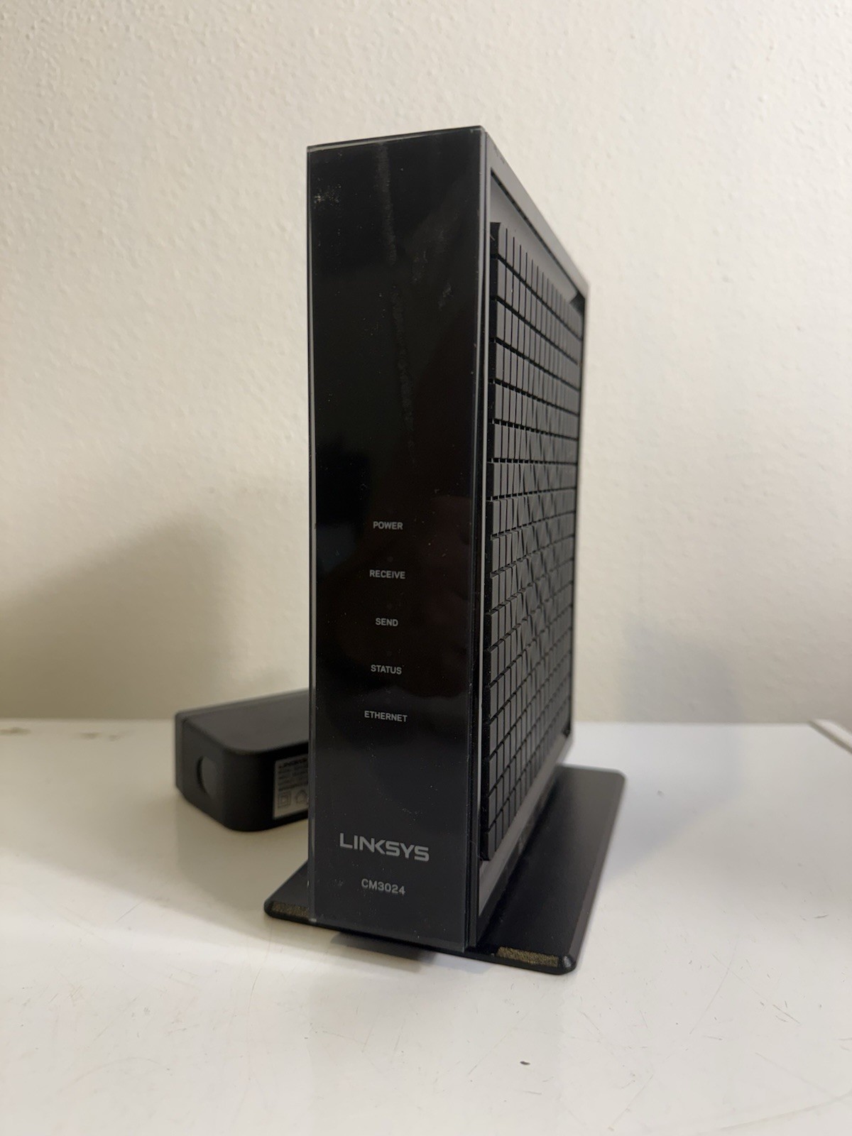 Linksys CM3024 Cable Modem DOCSIS 3.0 24x8 High Speed Internet 