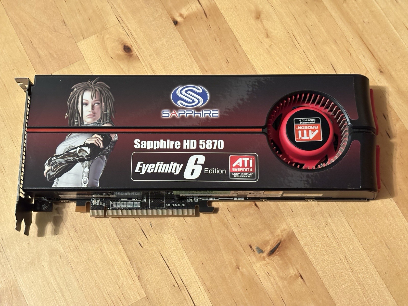 Sapphire Radeon HD 5870 Eyefinity 6 Edition - 2GB GDDR5 6X Mini Displayport