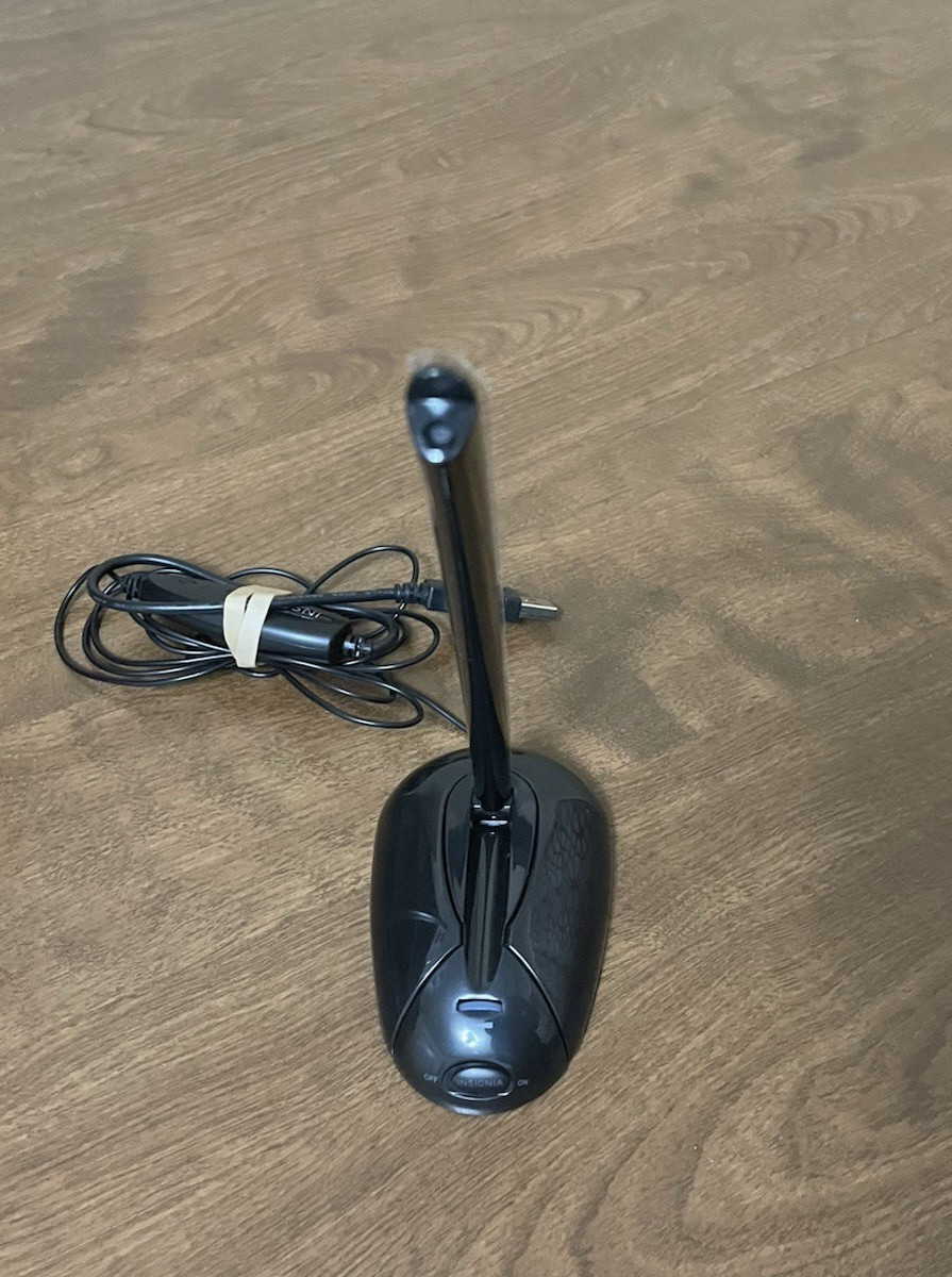Insignia Desktop Microphone 6.5’ W/ USB Connection ** Tested **