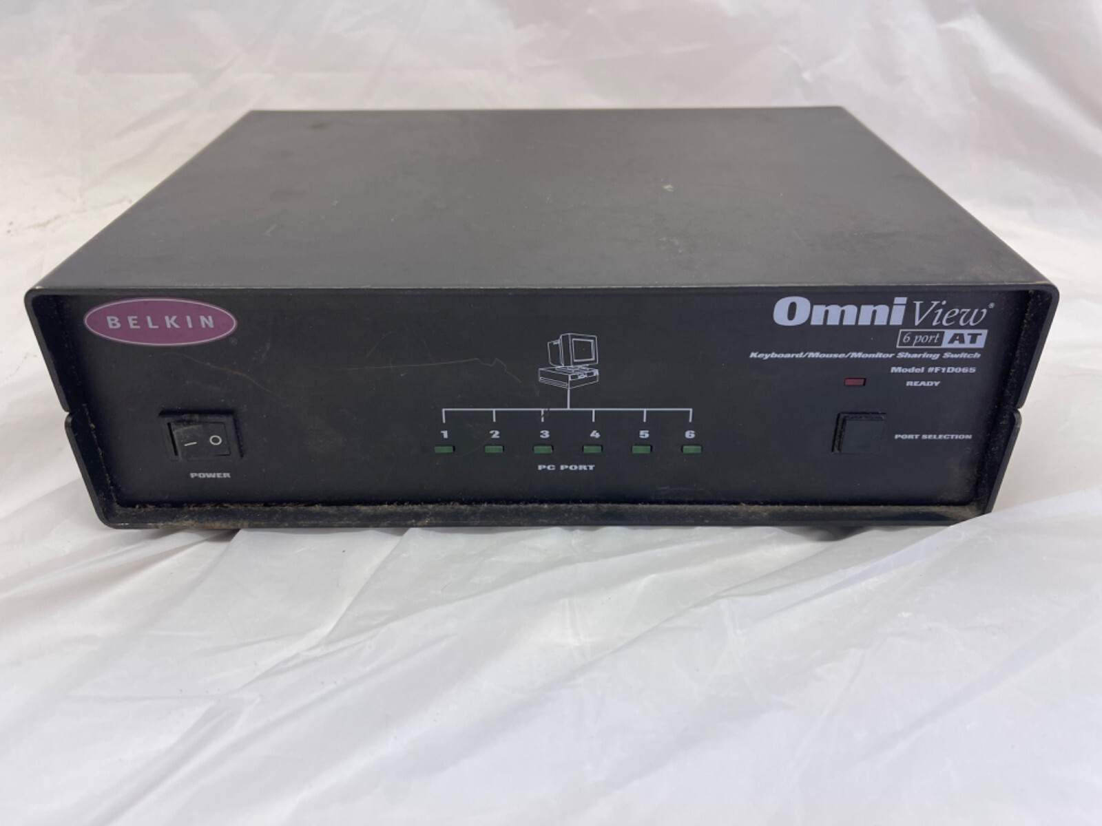 Belkin Omni View Model F1D065 6 Port Sharing Switch