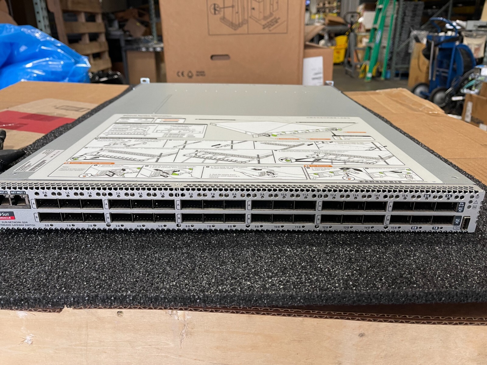 Oracle 7305543 36-port QDR Infinband switch