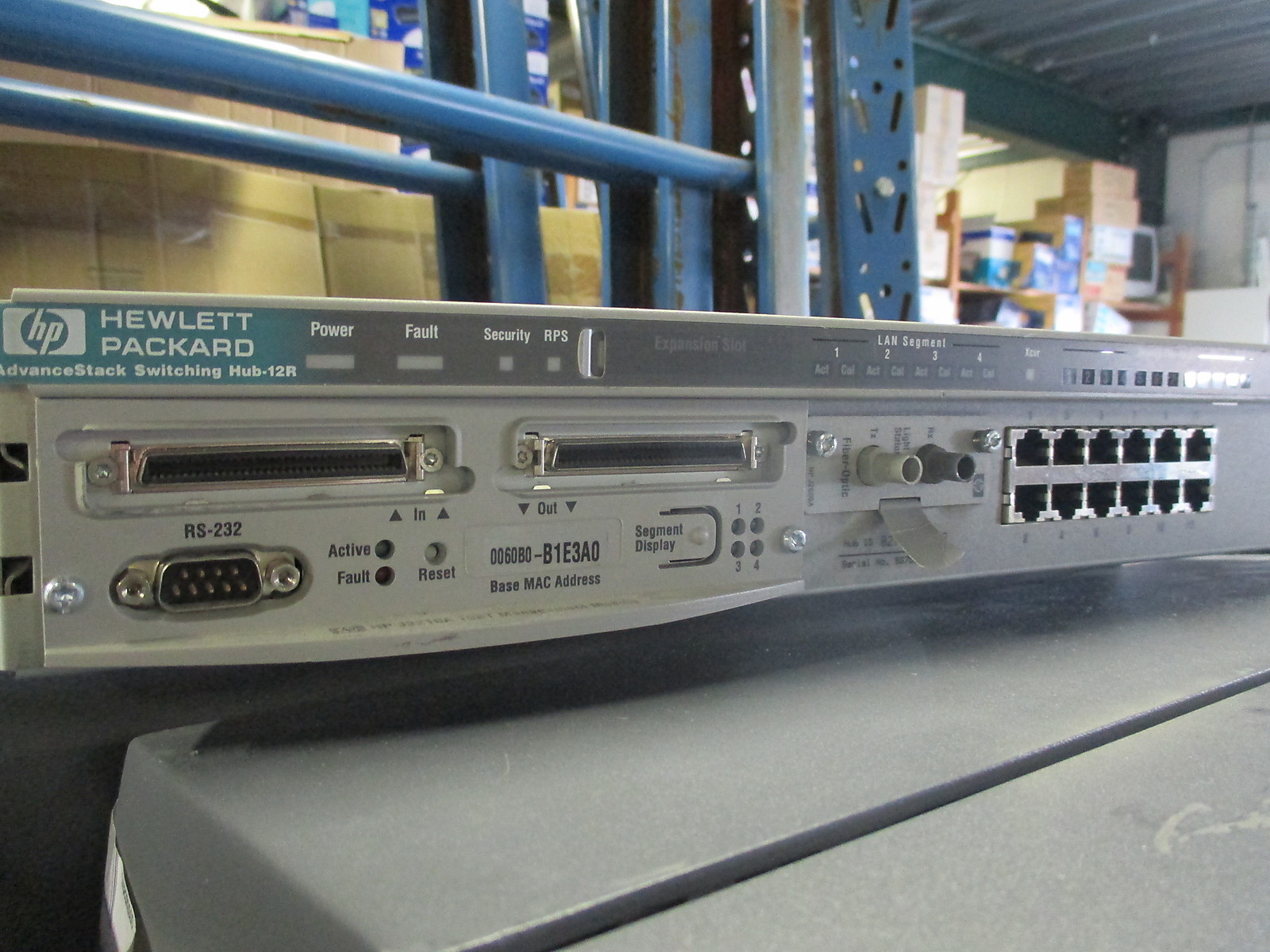 HP AdvanceStack J3200A Switching Hub-24R 10 24-Port Switch + J3210A + J2606A