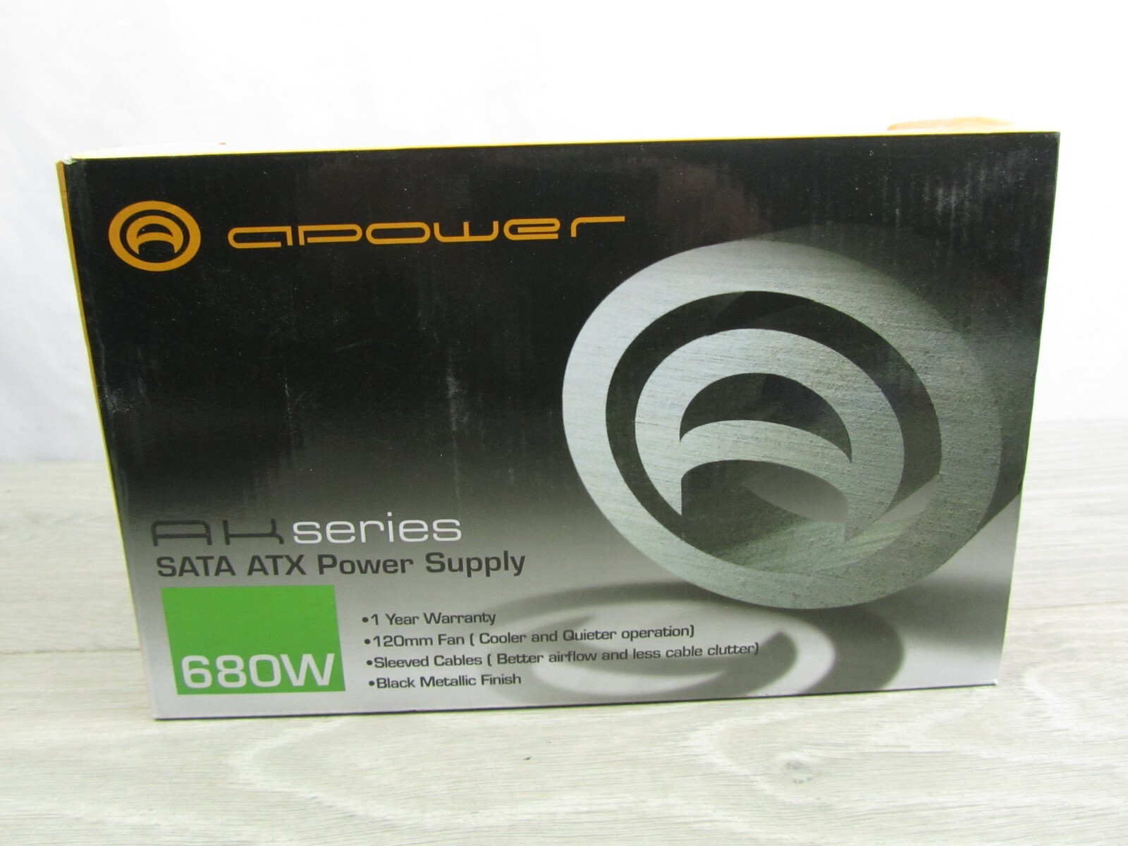 APOWER 680 Watt Power Supply AK680 Series SATA ATX 120MM FAN 115/230 VOLT NEW