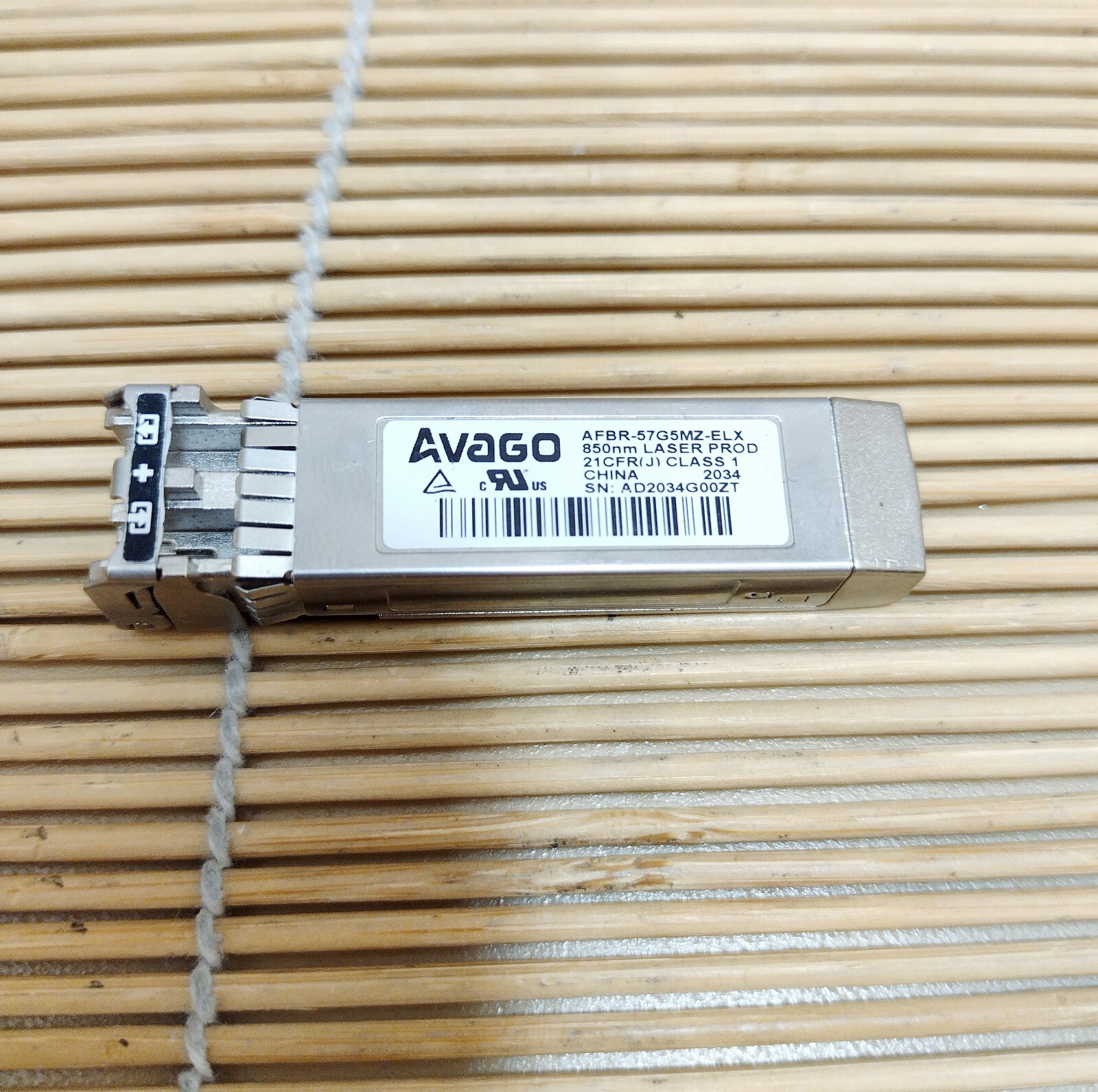 Avago AFBR-57G5MZ-ELX GBIC Module 32Gbit SR FC SFP28 850nm