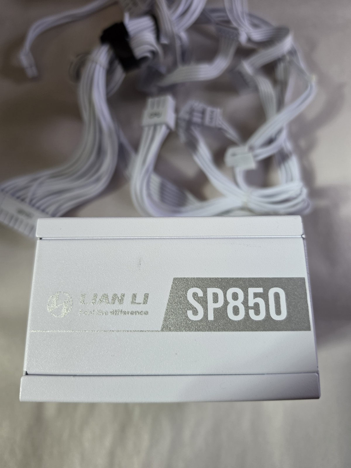 Lian Li SP850 850W (White) SFX Power Supply 80 Plus Gold