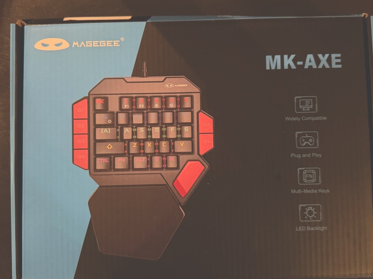 MAGEGEE MK-AXE Wired One-Handed Gaming Keypad LED Backlit QWERTY Black/Red