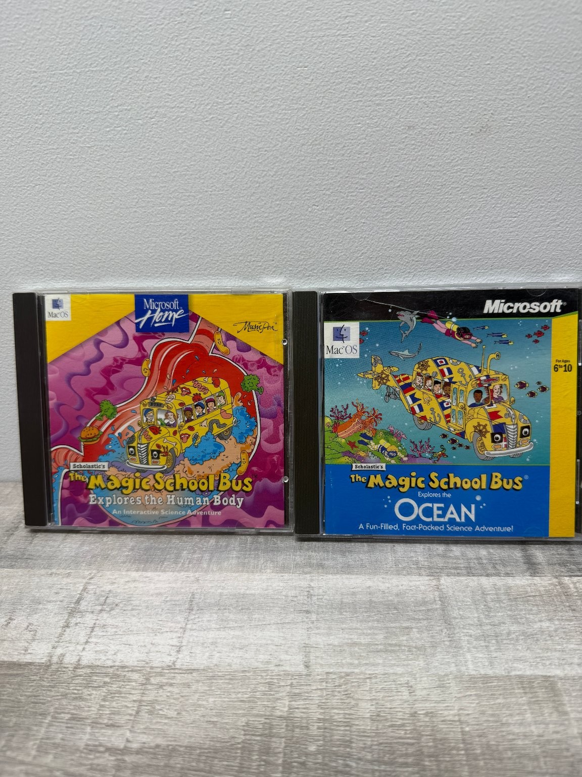 Microsoft The Magic School Bus Explores Human Body & Ocean MacOS Cd-rom Lot