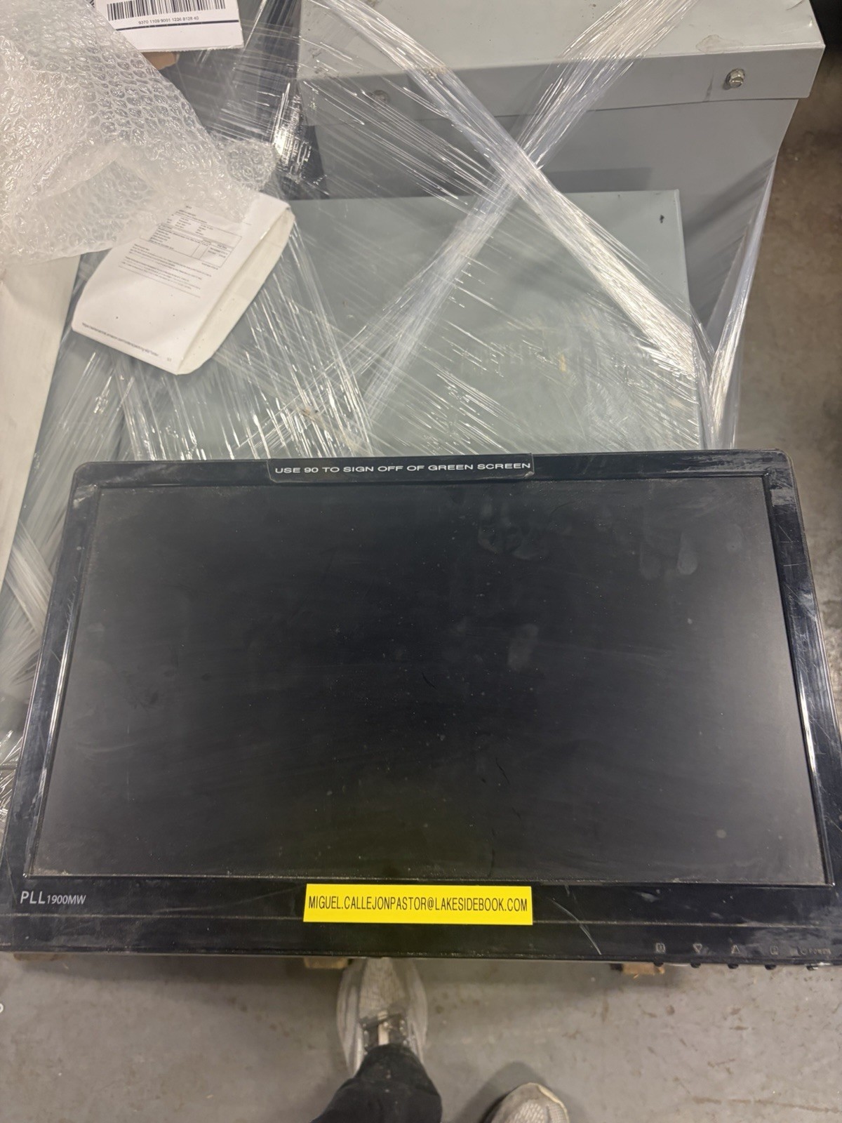 Planar PLL1900MW Computer Screen  USED