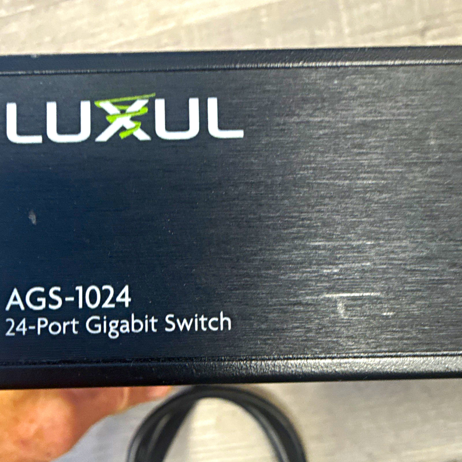 Luxul AGS-1024 24-Port Gigabit Unmanaged Layer 2 Rack-Mount RJ-45 Switch