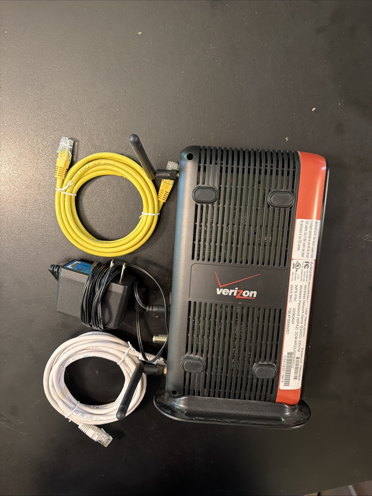 Verizon Fios Actiontec MI424WR Rev I Router with Power Supply