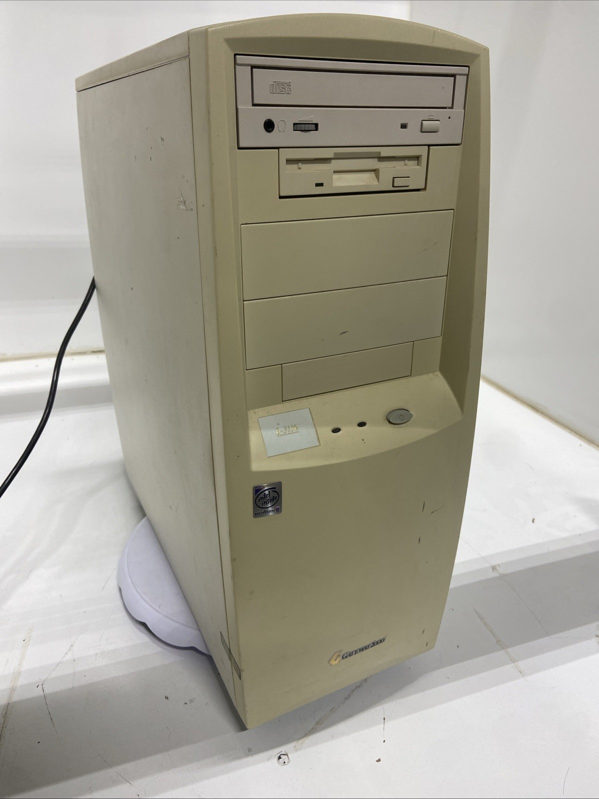 Tested And Working Vintage 1998 Gateway 2000 E-3110 MMX Pentium ll Computer Read