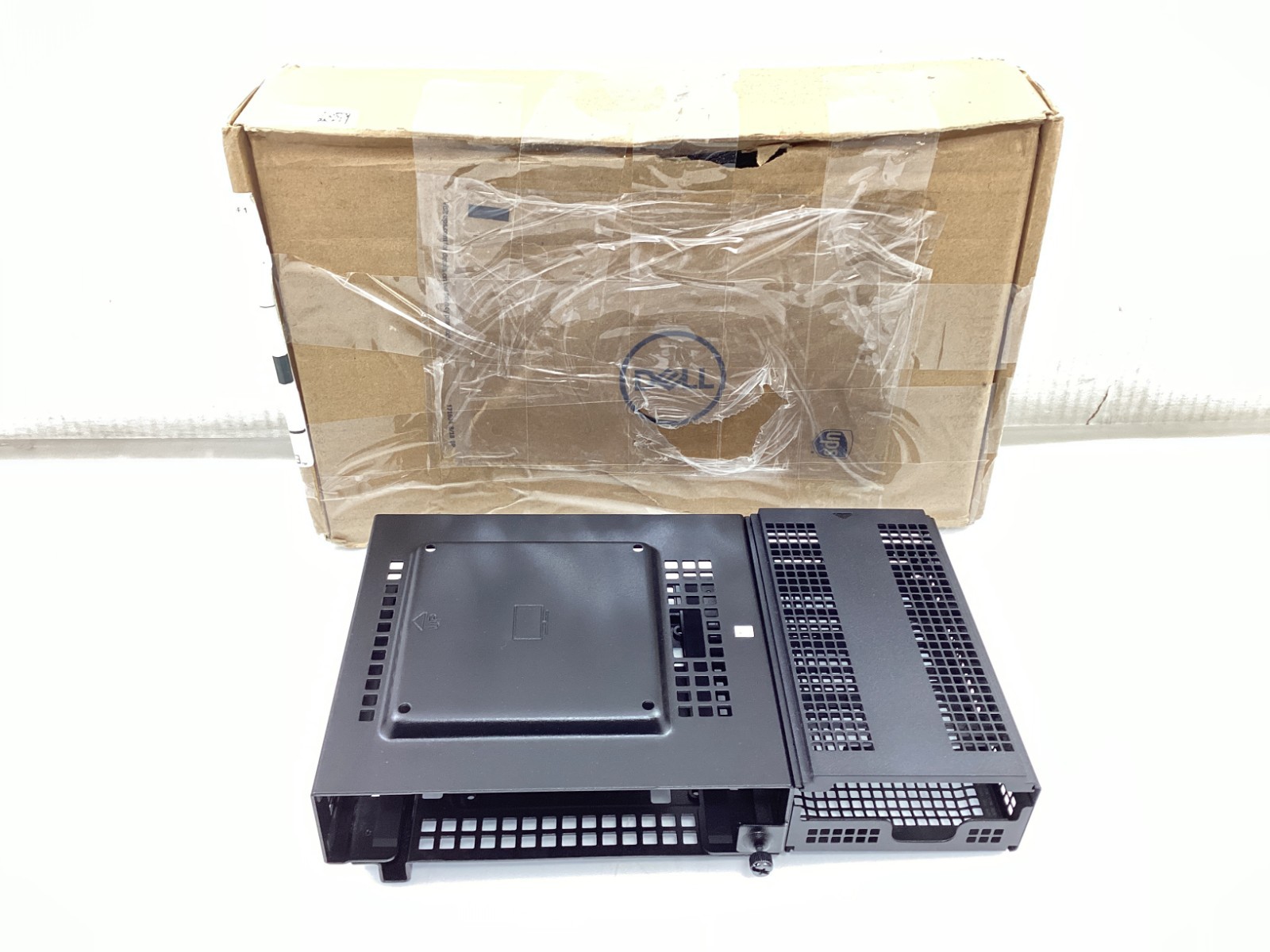Dell Mounting Kit for Monitor / Desktop - (R07NF)