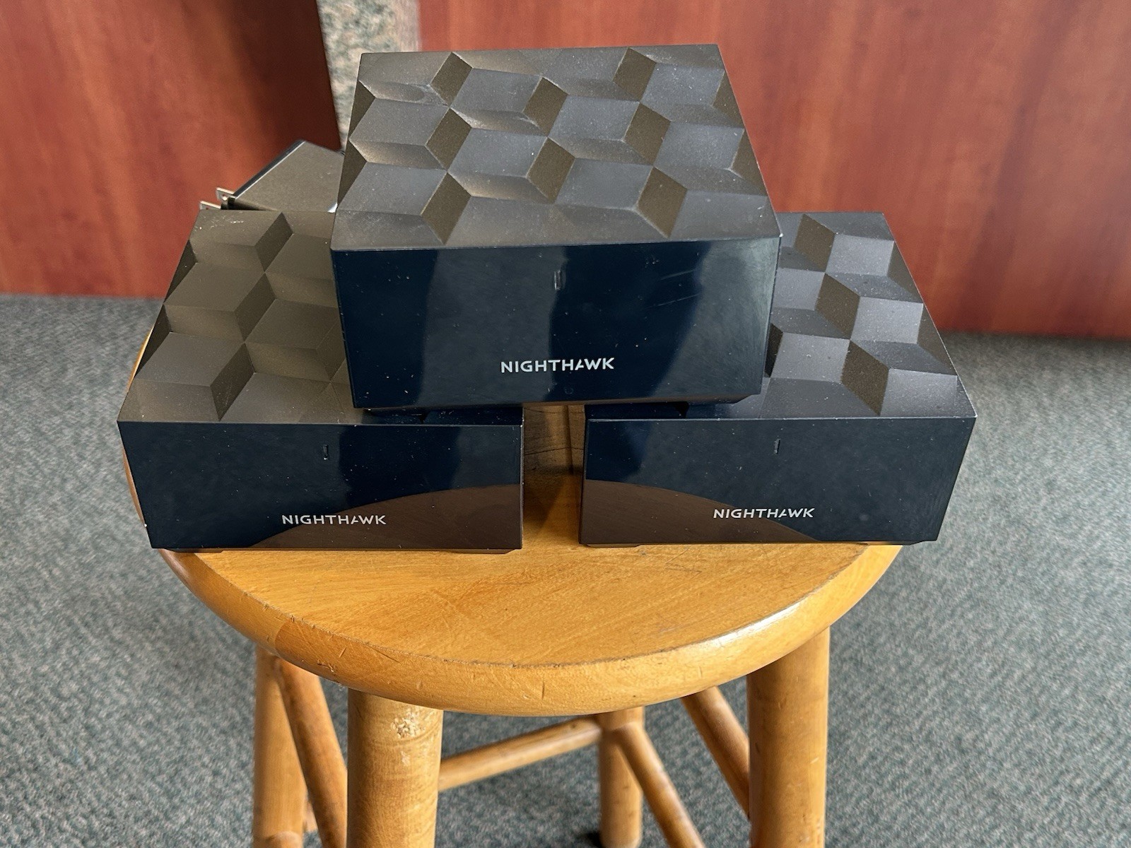 NETGEAR Nighthawk MK73 AX3000 WiFi 6 Mesh System MR70 + 2 MS70 Satellites