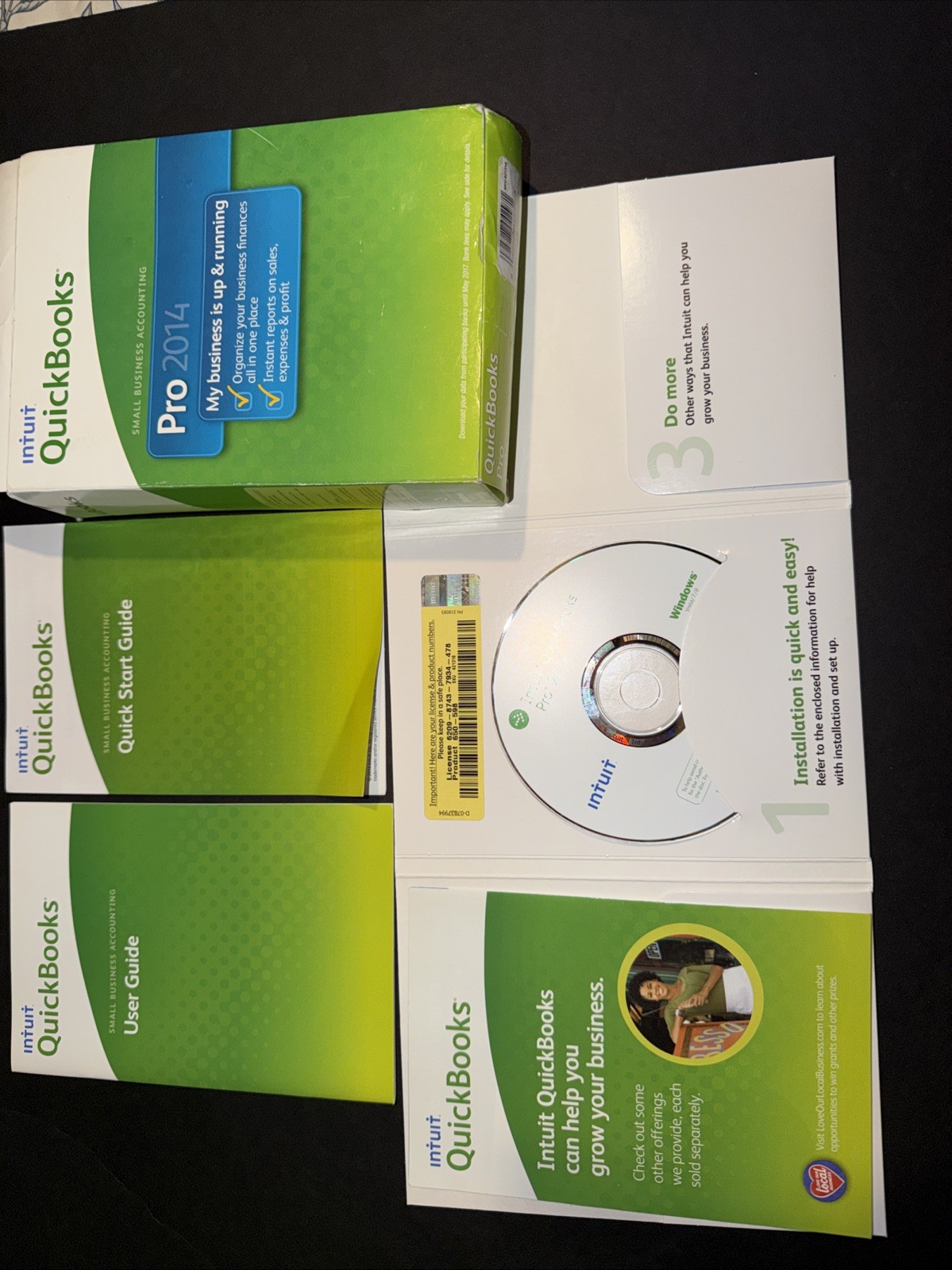 Intuit QuickBooks Pro 2014 Windows PC CD Full Retail Box Manuals License Key