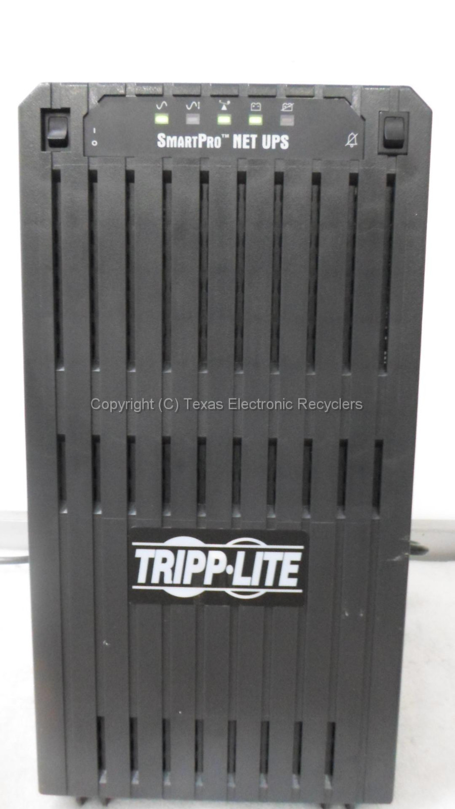 Trip-Lite Smart 2200 Intelligent Line Interactive UPS System with Batteries