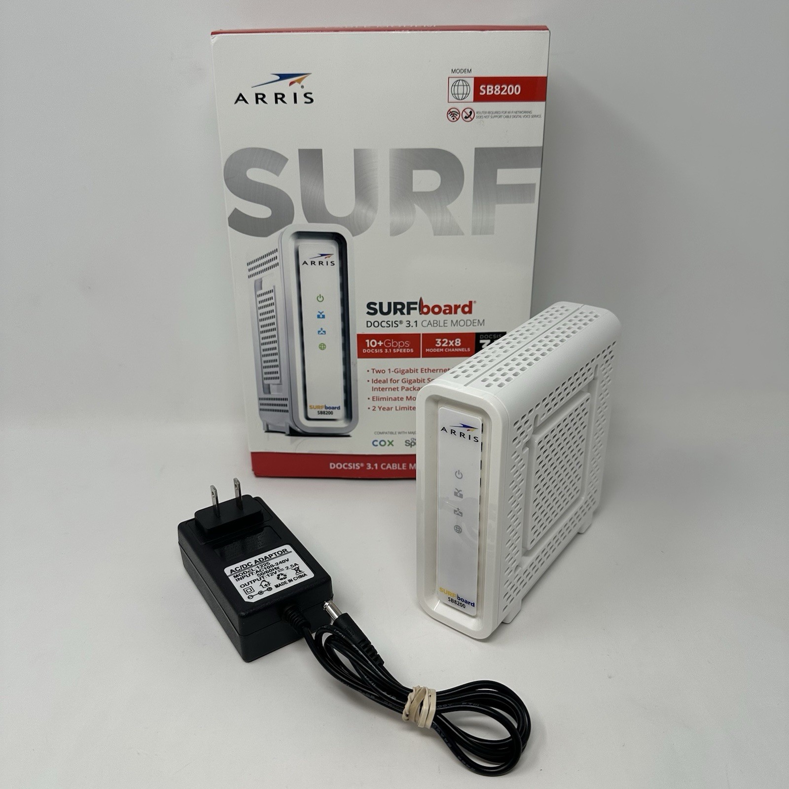 ARRIS SURFboard SB8200 DOCSIS 3.1 32x8 Cable Modem 10+Gbps w/ Box & Power Cable