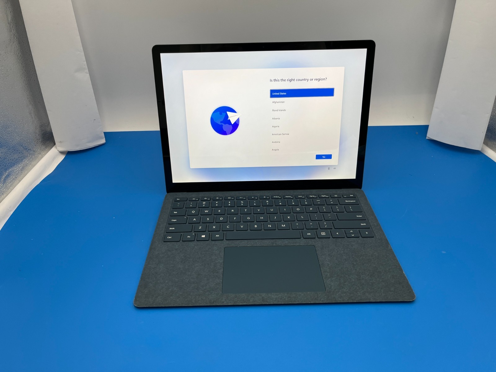 Microsoft Surface Laptop 3 1867 13.5'' Intel Core i5-1035G7 8GB RAM 256GB NVME