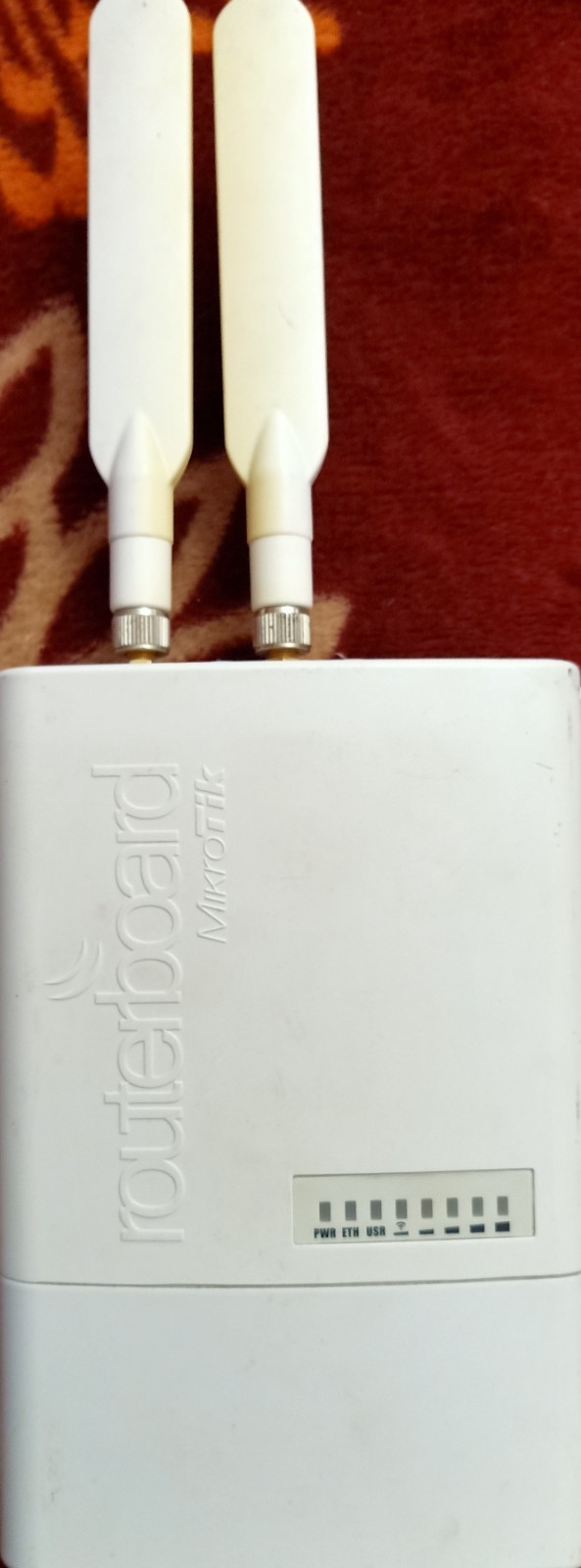 Mikrotik BaseBox 2 RB912UAG-2HPnD-OUT 2.4Ghz integrated AP