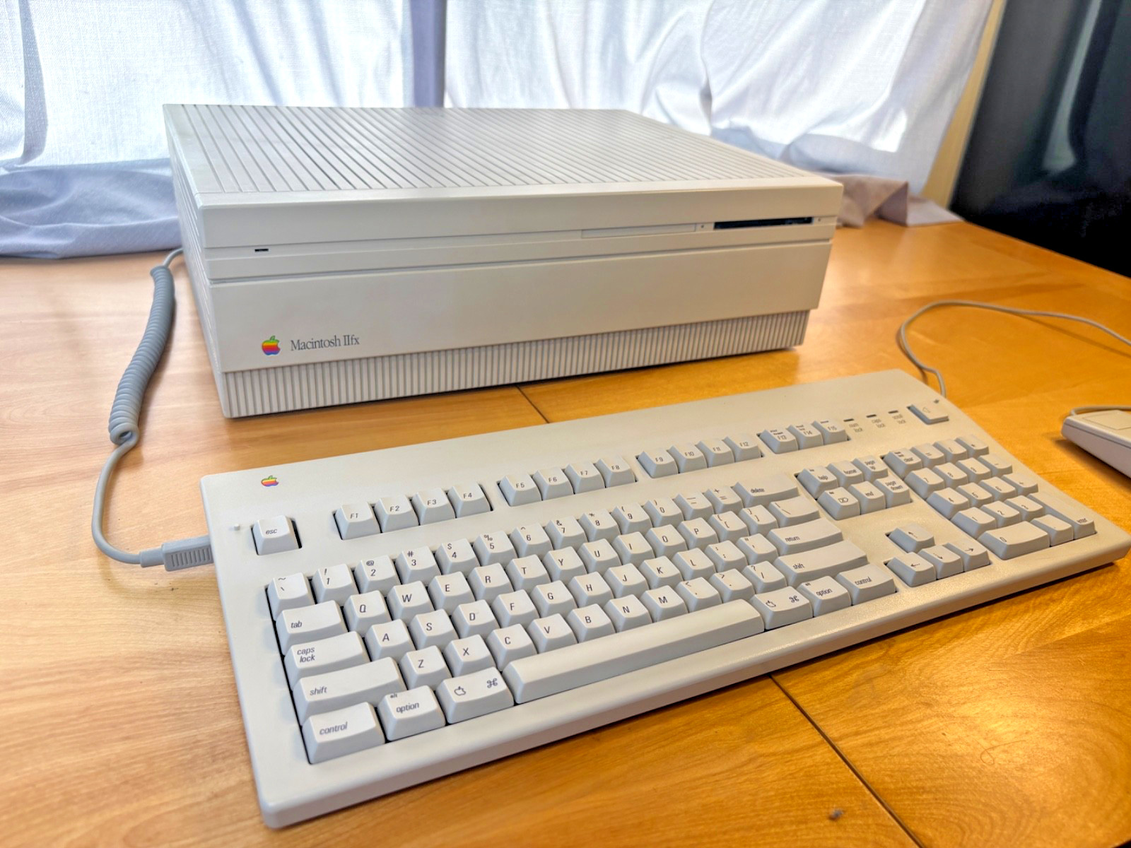 Apple Macintosh IIfx - Restored & Recapped - Keyboard & Mouse - BlueSCSI