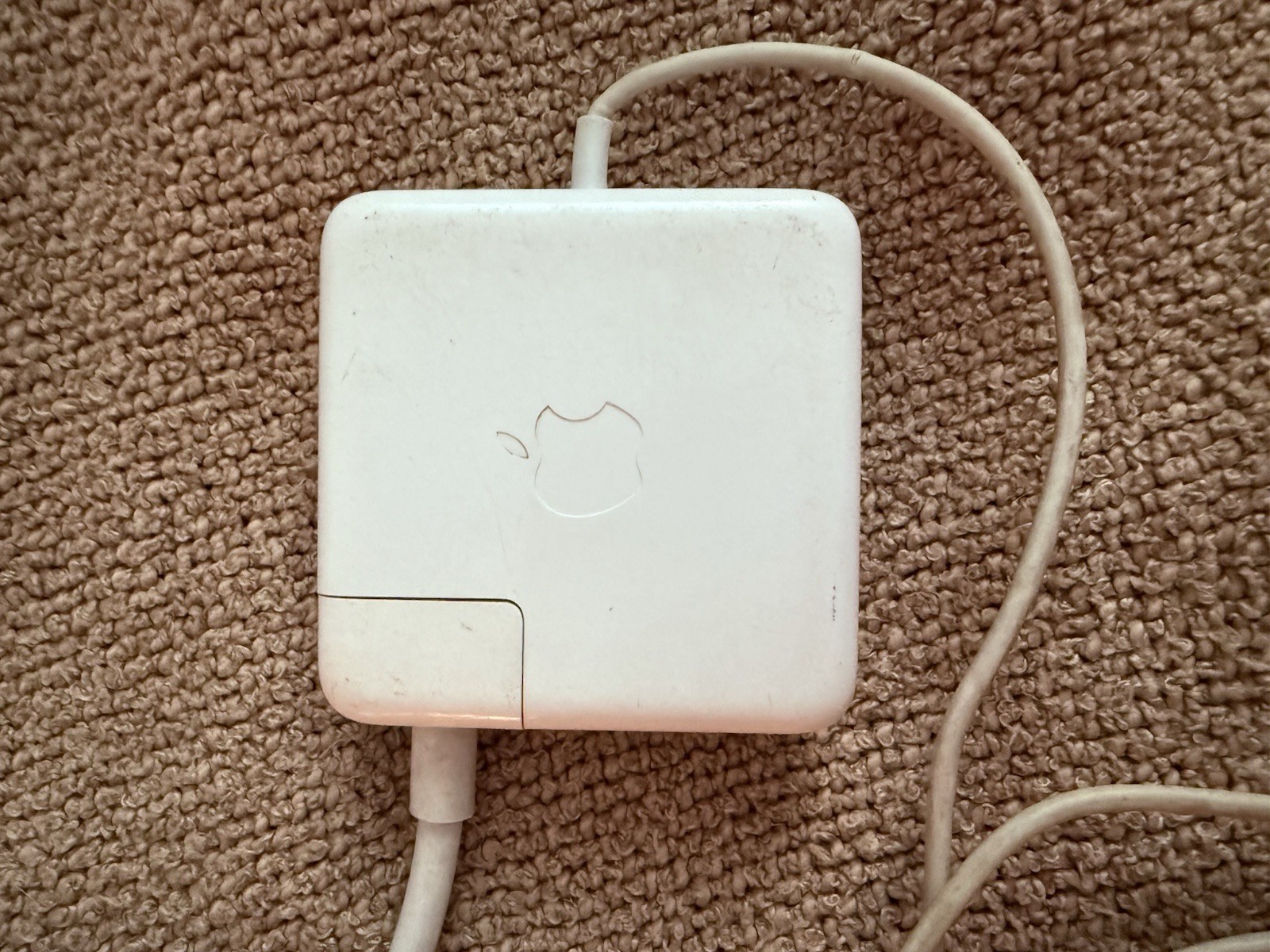 Used MacBook Air Pro Charger 60W T Style Connector Power AC Adapter Charger