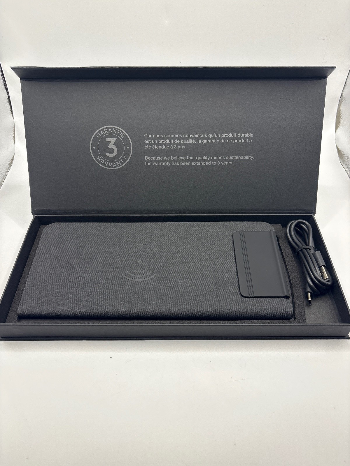 SCX Wireless Charging Folio Case with Power Adapter