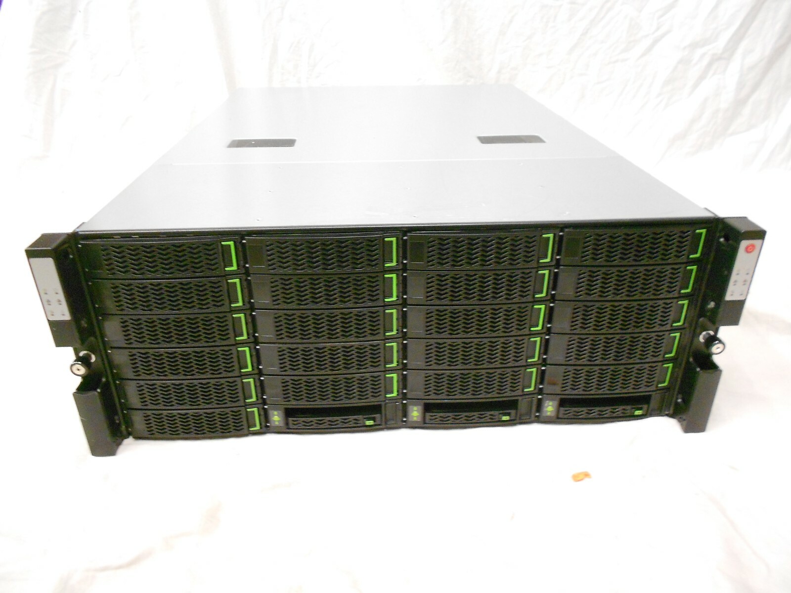 HPE HP Nimble Storage SAN 12G Expansion Array ES2 21x 2TB SAS 3x 480GB SSD 42TB