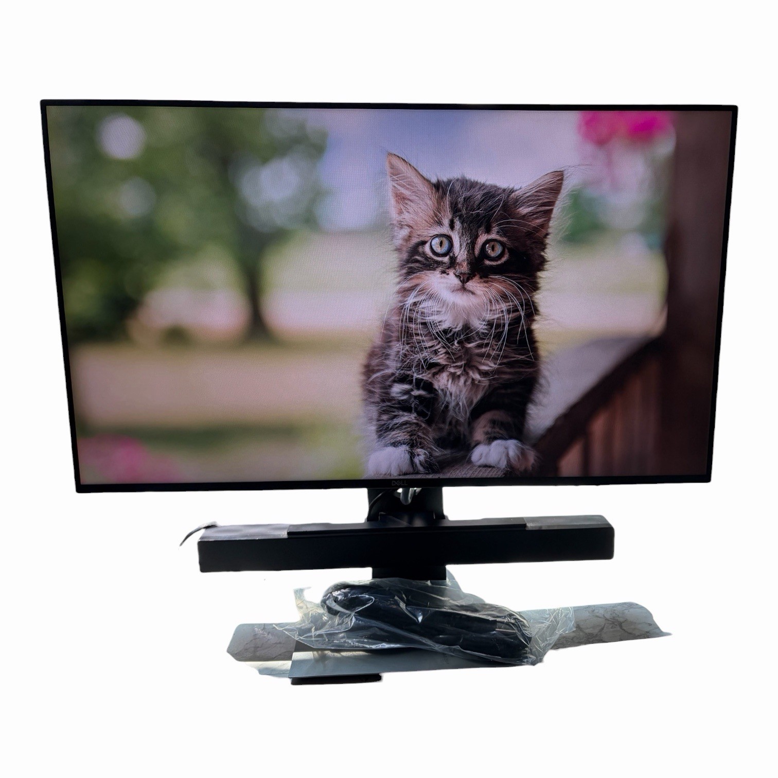 Dell UltraSharp U2419HC 24” USB-C Monitor + Matching AE515M Soundbar