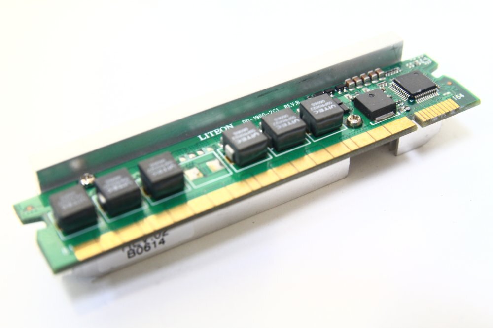 IBM Voltage Regulator Module VRM 39J5067 / 24R2697 eServer xSeries 336 x336
