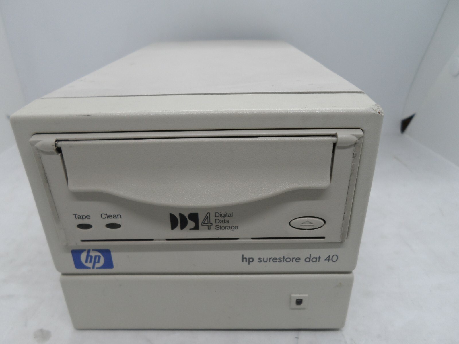 HP Compaq SCSI External DDS4 DAT40 Tape Drive C5687-60003 C5687A C5687B
