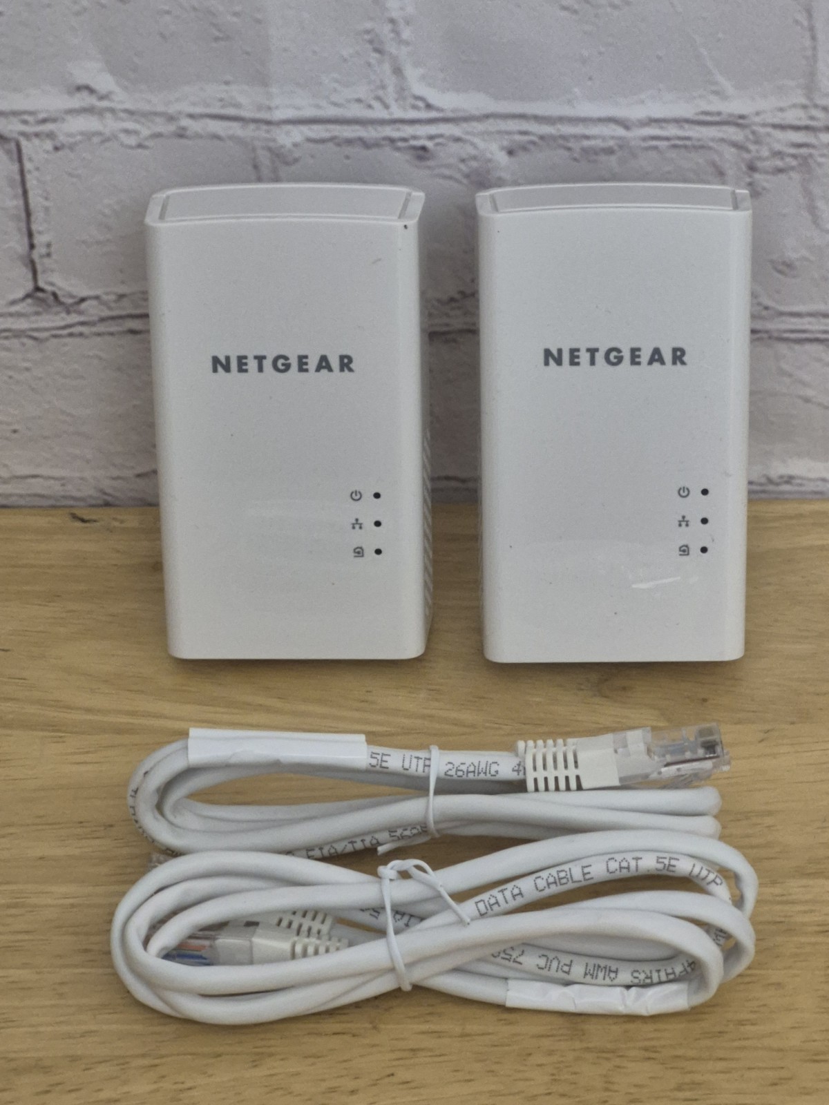 NETGEAR Powerline 1200 PL1200S White Ethernet Port Wall-Plug-In Extender x2