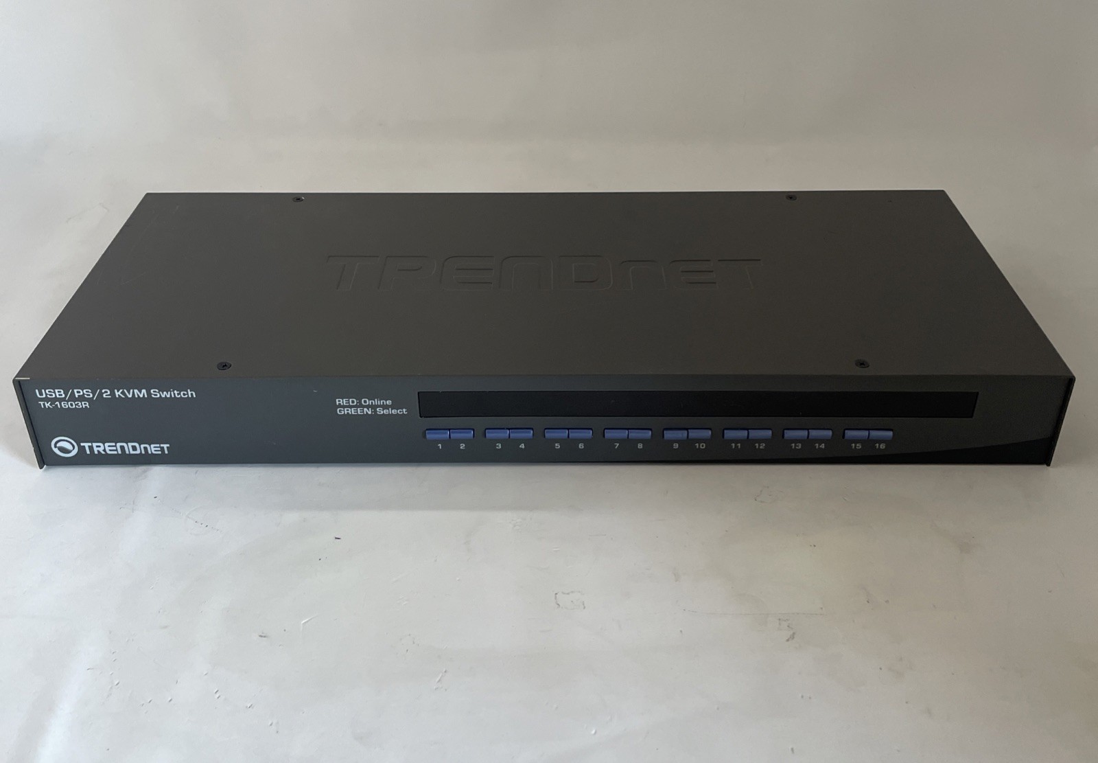 TRENDnet 16-Port USB/PS/2 Rack Mount KVM Switch, TK-1603R