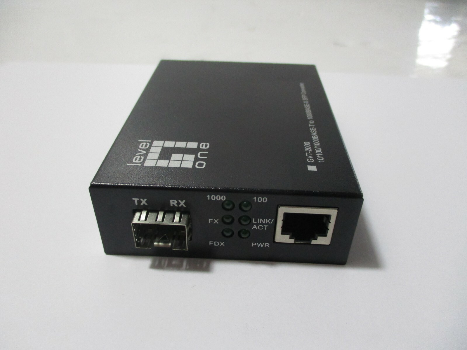 LevelOne GVT-2000 10/100/1000 BASE-T SFP Converter