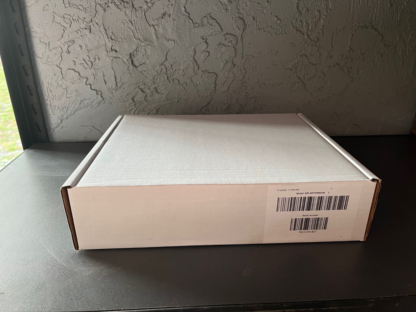 Cisco Systems AIR-ANT2566D4M-R Aironet 2.4/5 GHz Directional Array Antenna