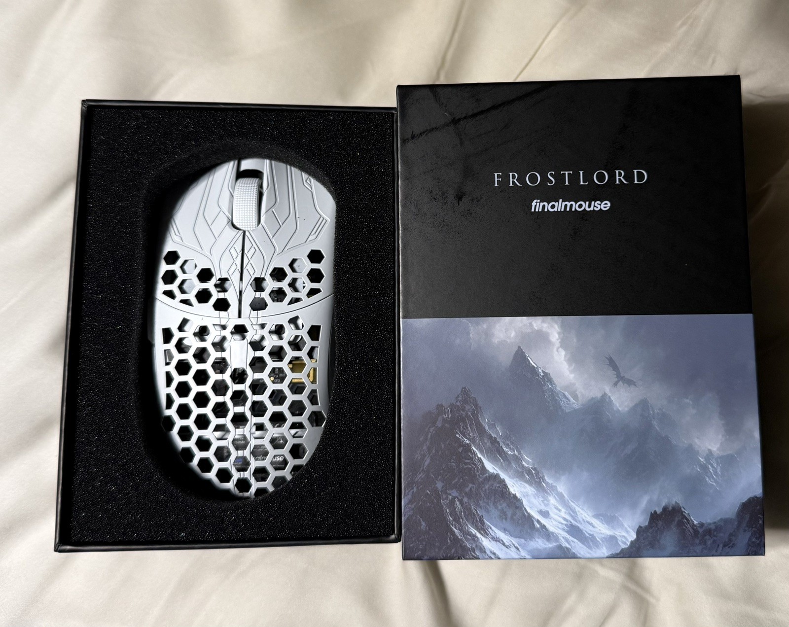 Finalmouse UltralightX ULX Frostlord Large (Classic Size)