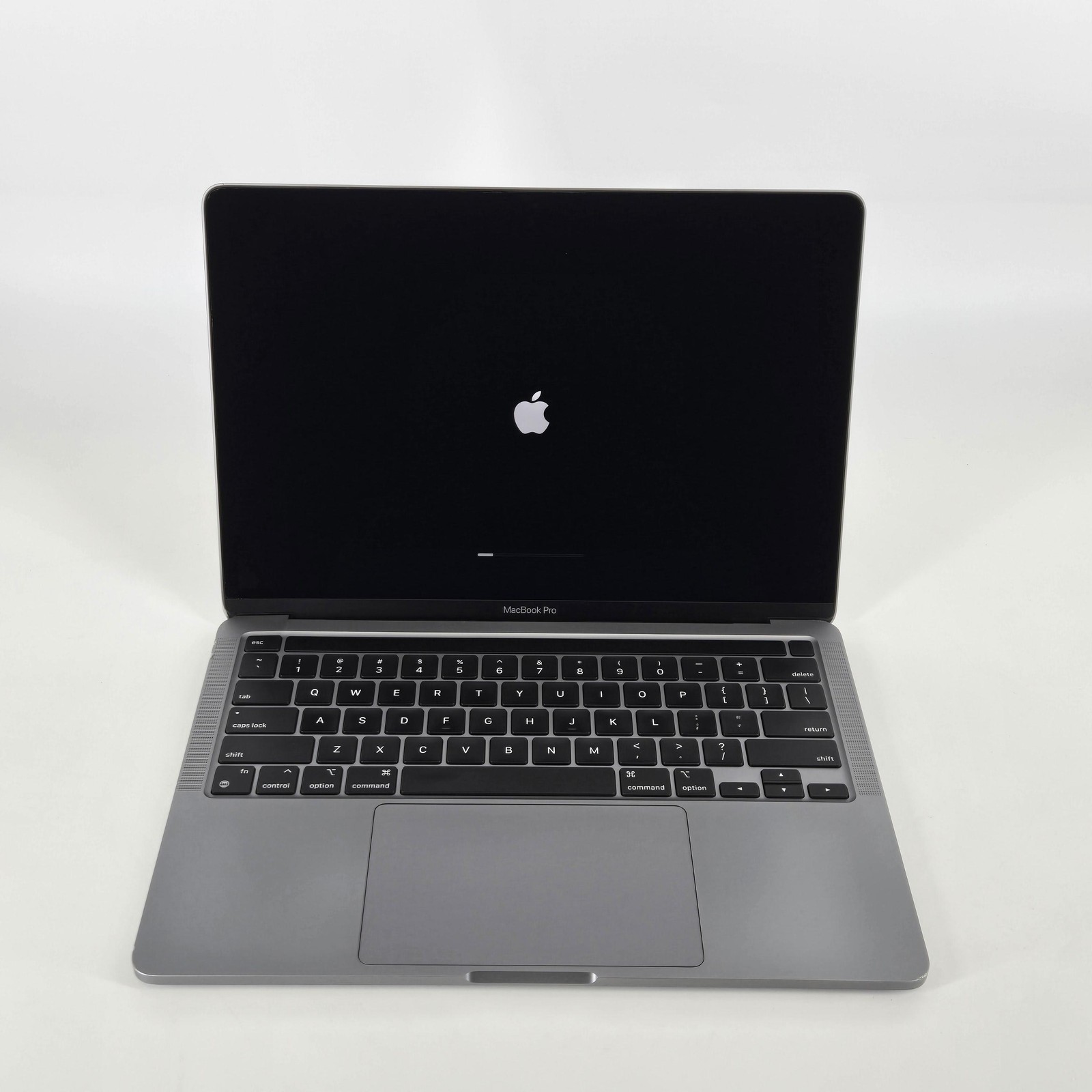 MacBook Pro 13 Space Gray 2020 3.2 GHz M1 8-Core CPU 8-Core GPU 8GB 256GB SSD