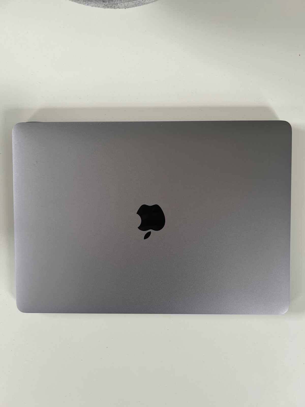 2020 MacBook Air M1 Chip 8GB 13 Inch Display silver color