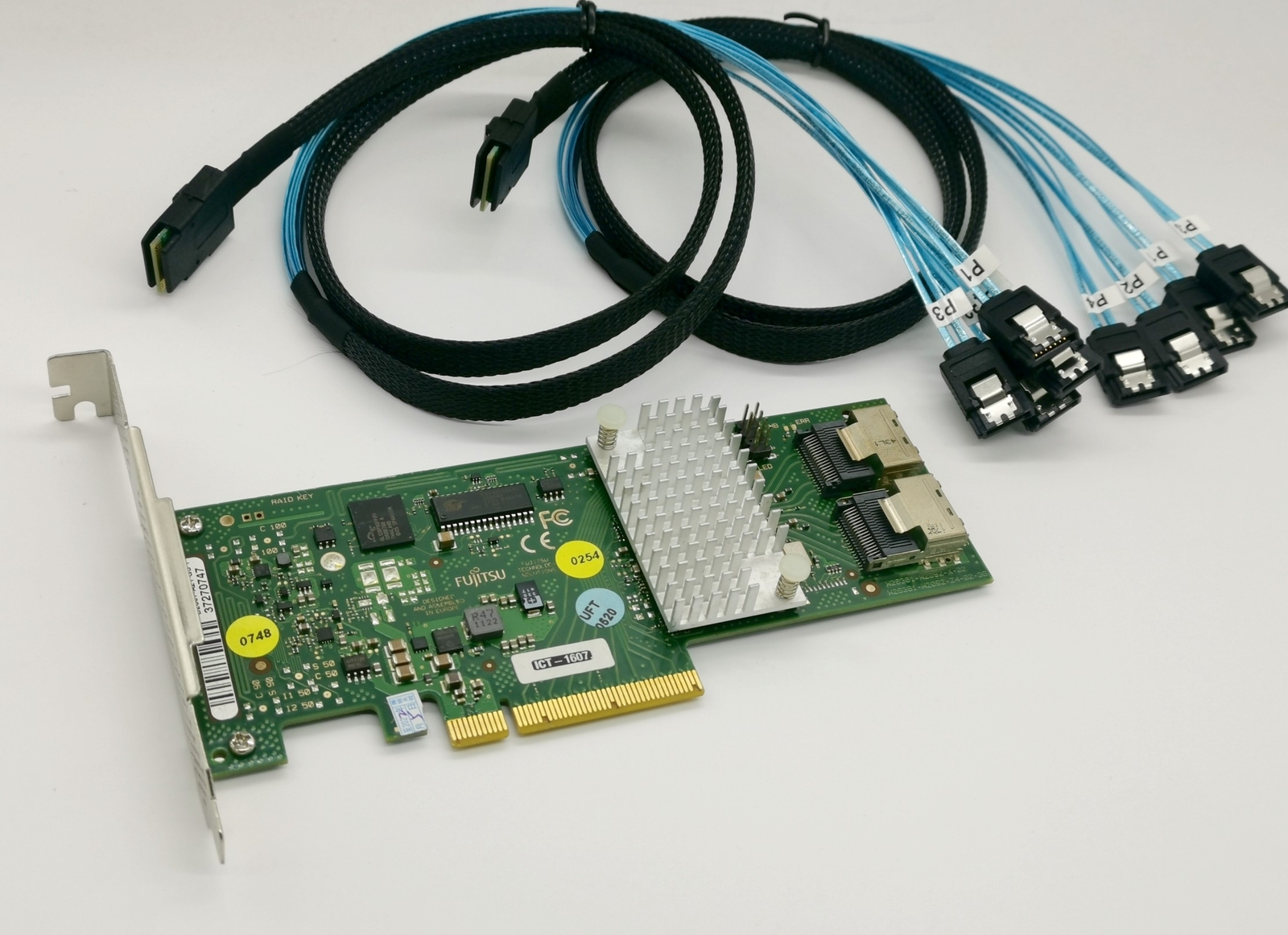 Fujitsu 9211-8i 6G HBA LSI FW:P20 IT Mode ZFS FreeNAS unRAID+2* SFF-8087 SATA-