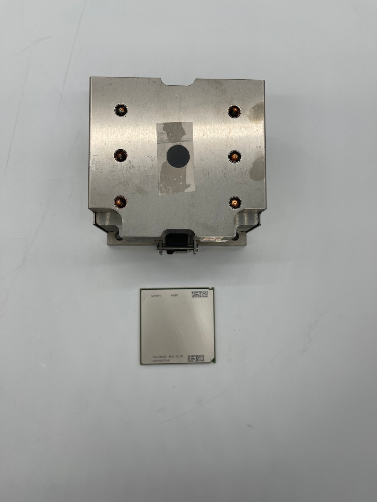 IBM POWER 7 3.70GHZ 4 CORE Processor 52Y4091 and heat sink