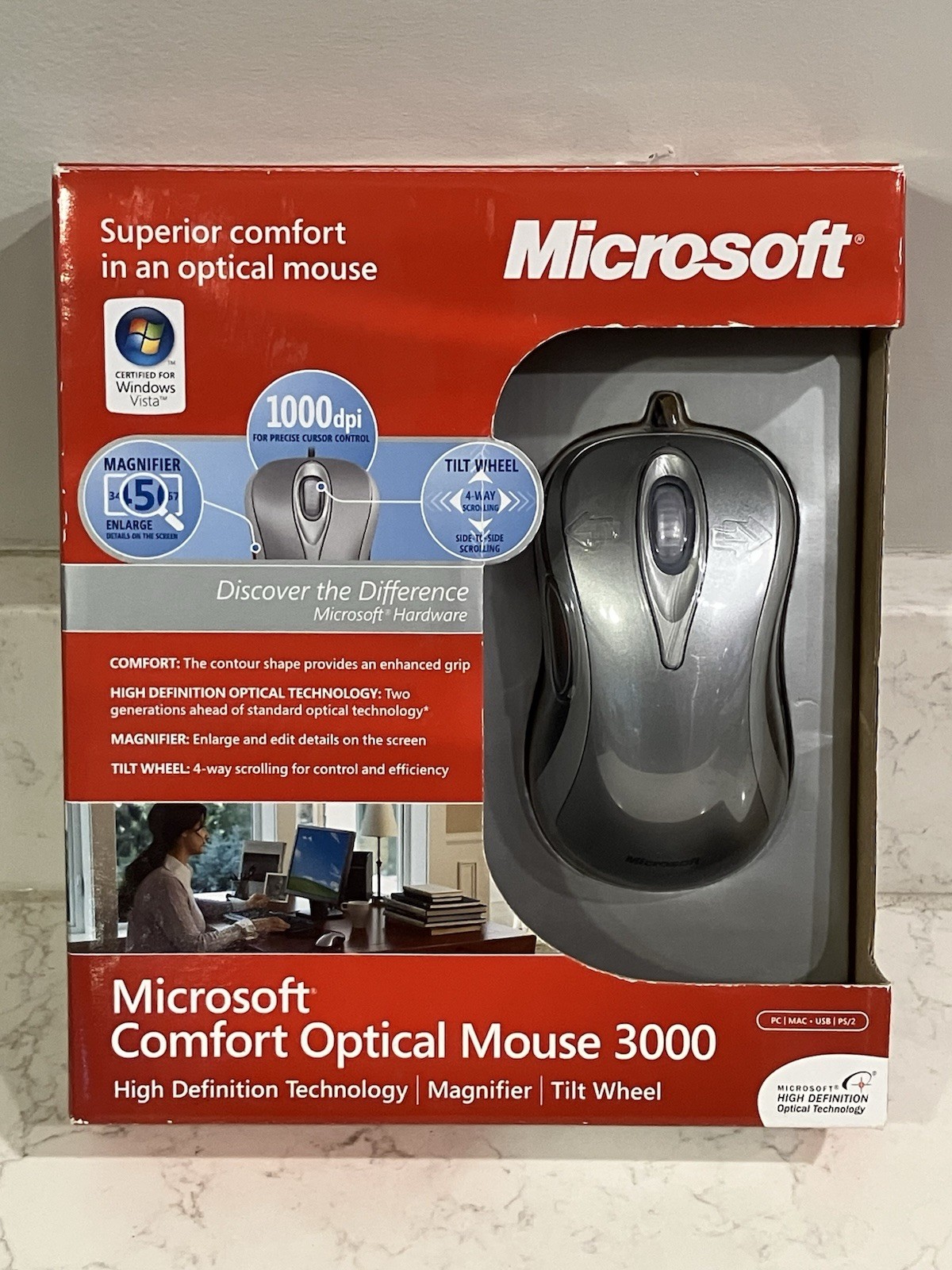 Microsoft Comfort Optical Mouse 3000 Magnifier Tilt Wheel Model 1043 PC Mac NEW