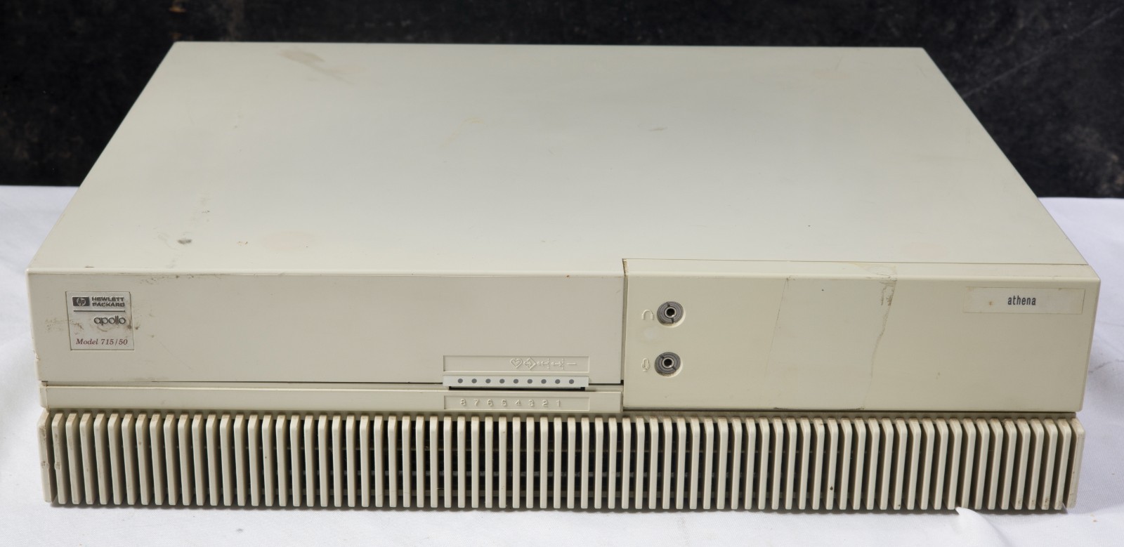 HP Apollo 715/50 A2084A PA-RISC UNIX workstation parts or repair 1299