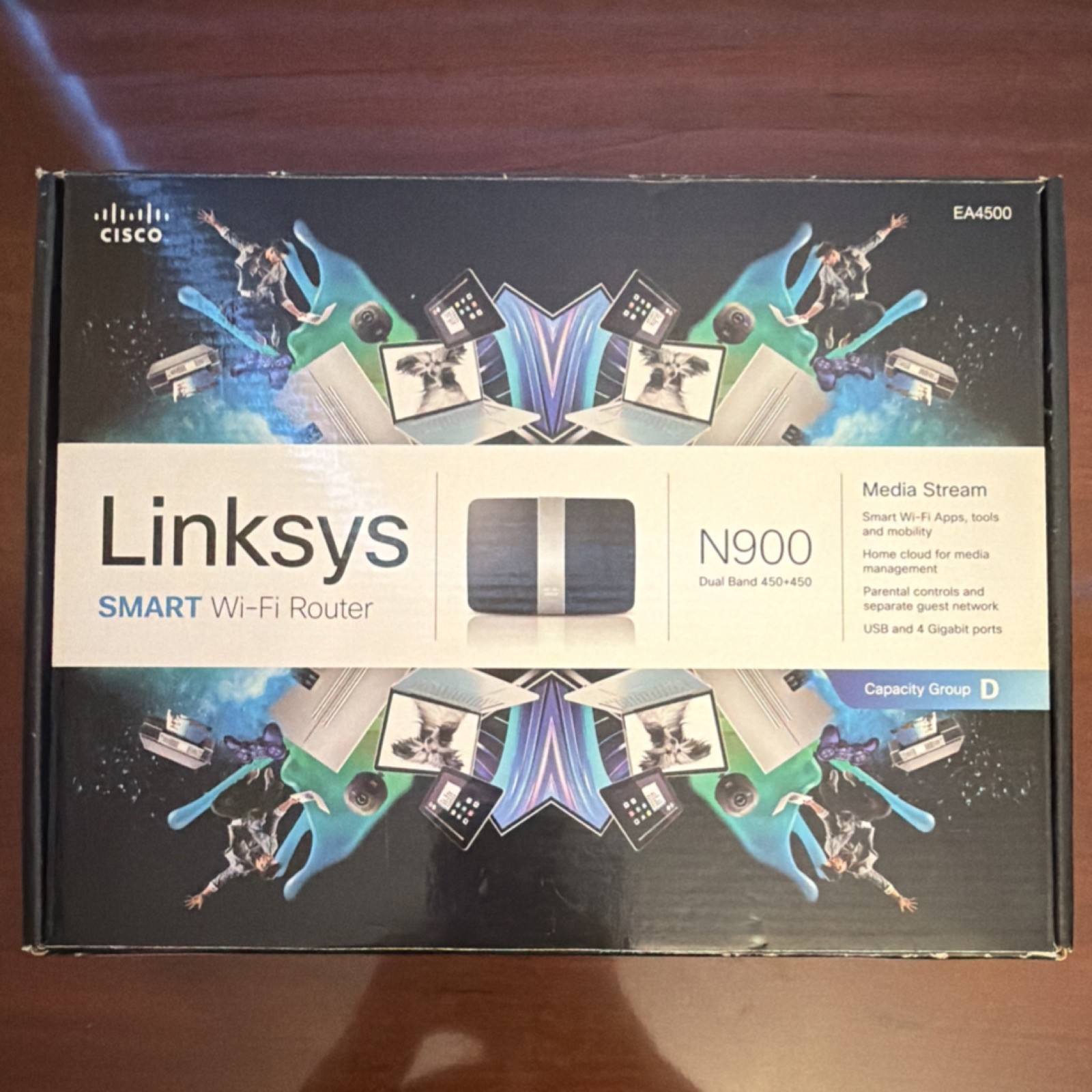 Linksys EA4500 N900 Dual-Band Wi-Fi Router 450Mbps Parental Controls USB DLNA